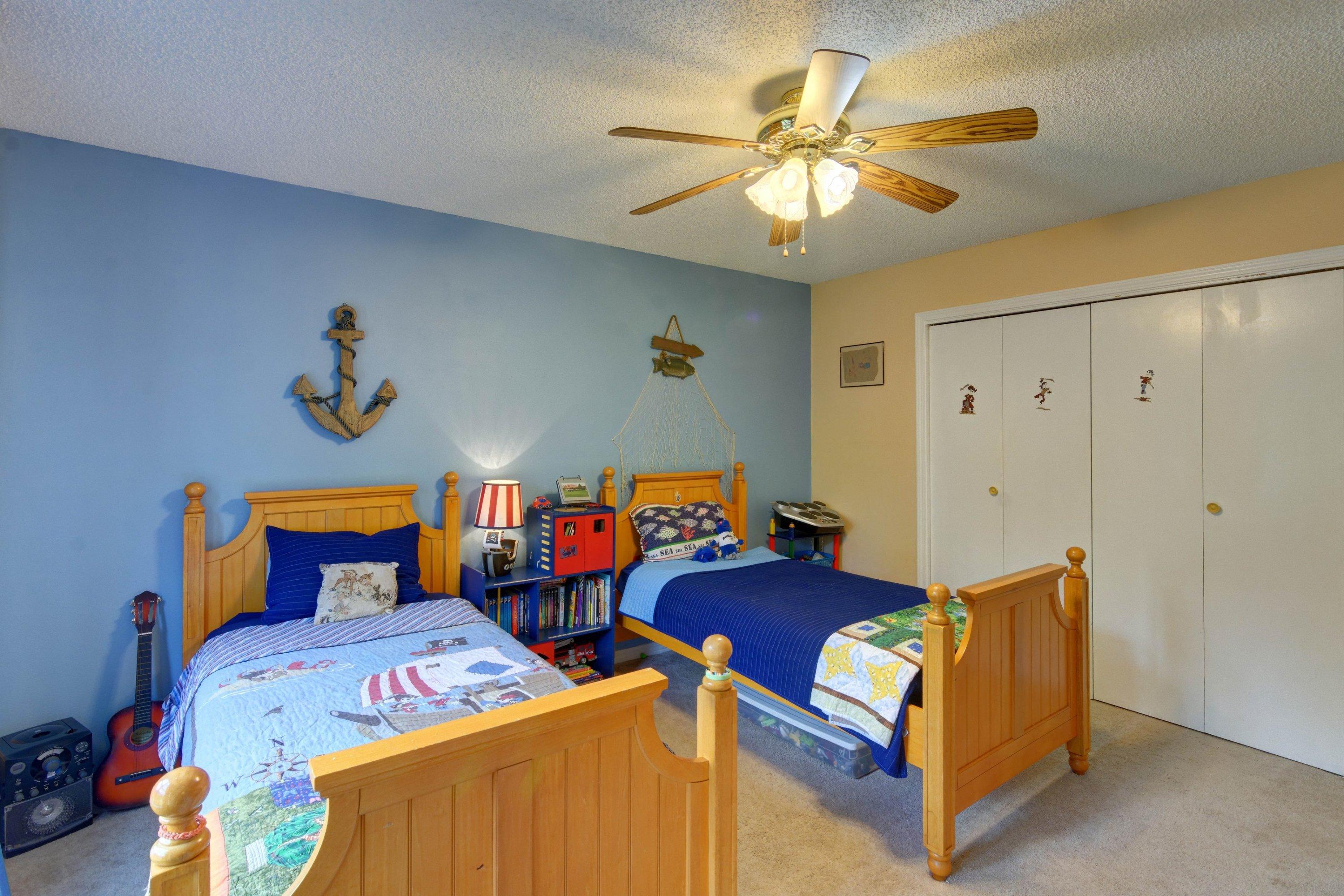 EAST BAY RIVER ESTATES - Residential