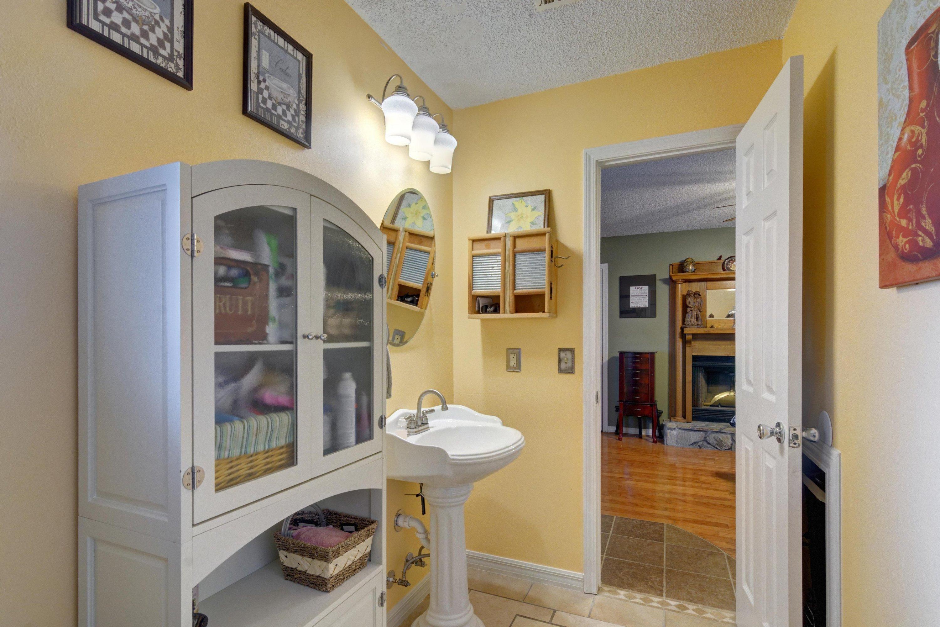 EAST BAY RIVER ESTATES - Residential