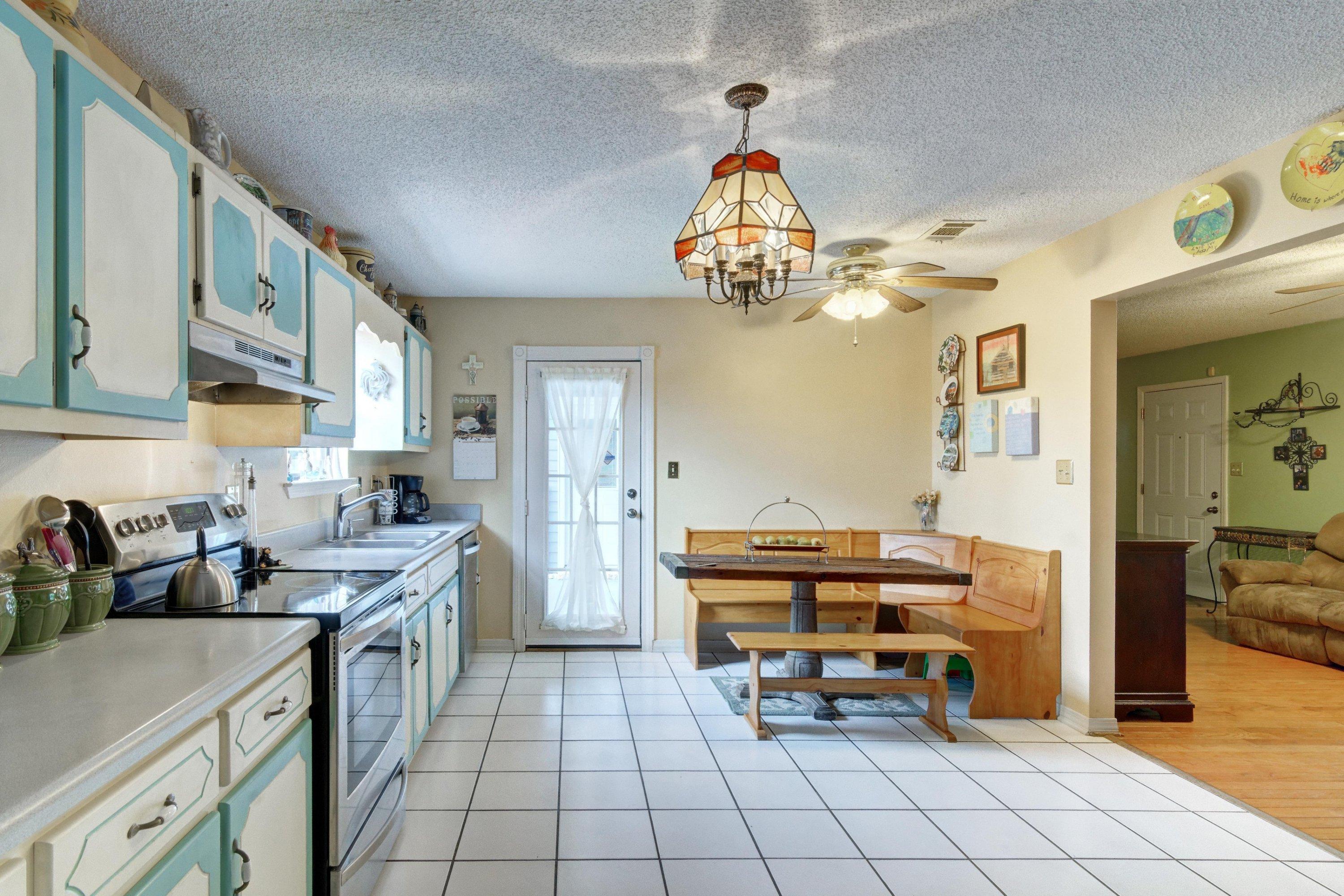 EAST BAY RIVER ESTATES - Residential