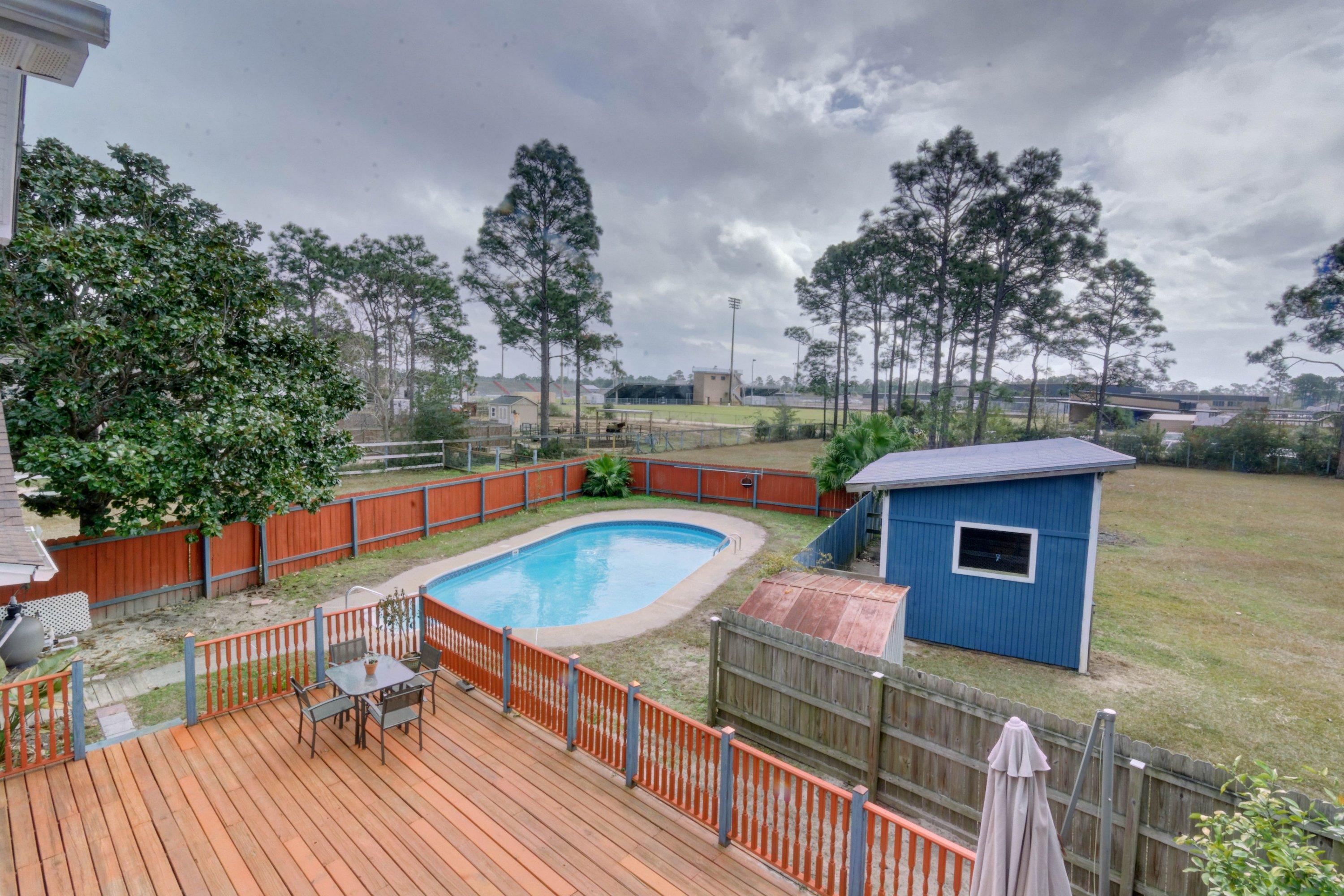 EAST BAY RIVER ESTATES - Residential