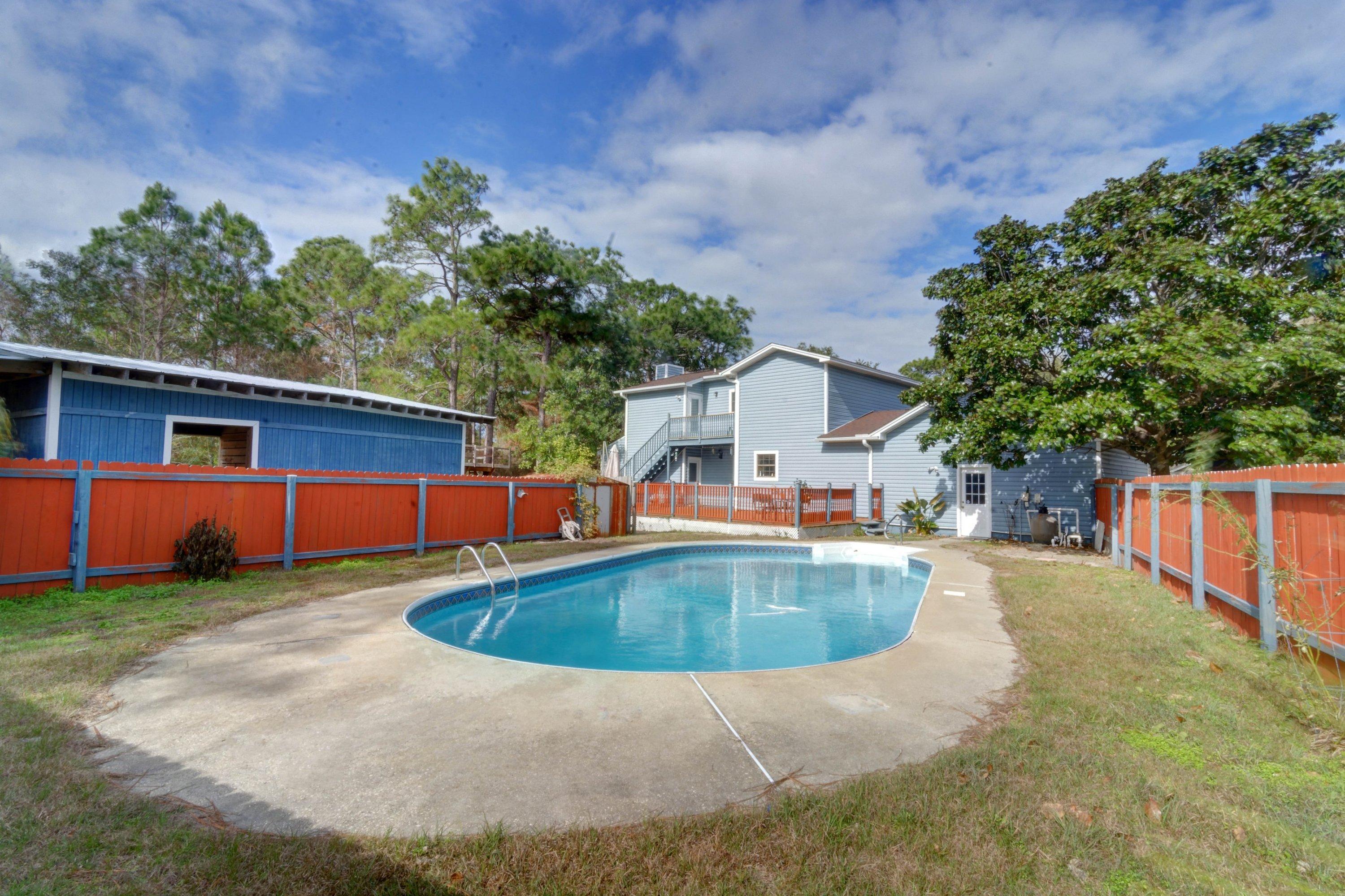 EAST BAY RIVER ESTATES - Residential