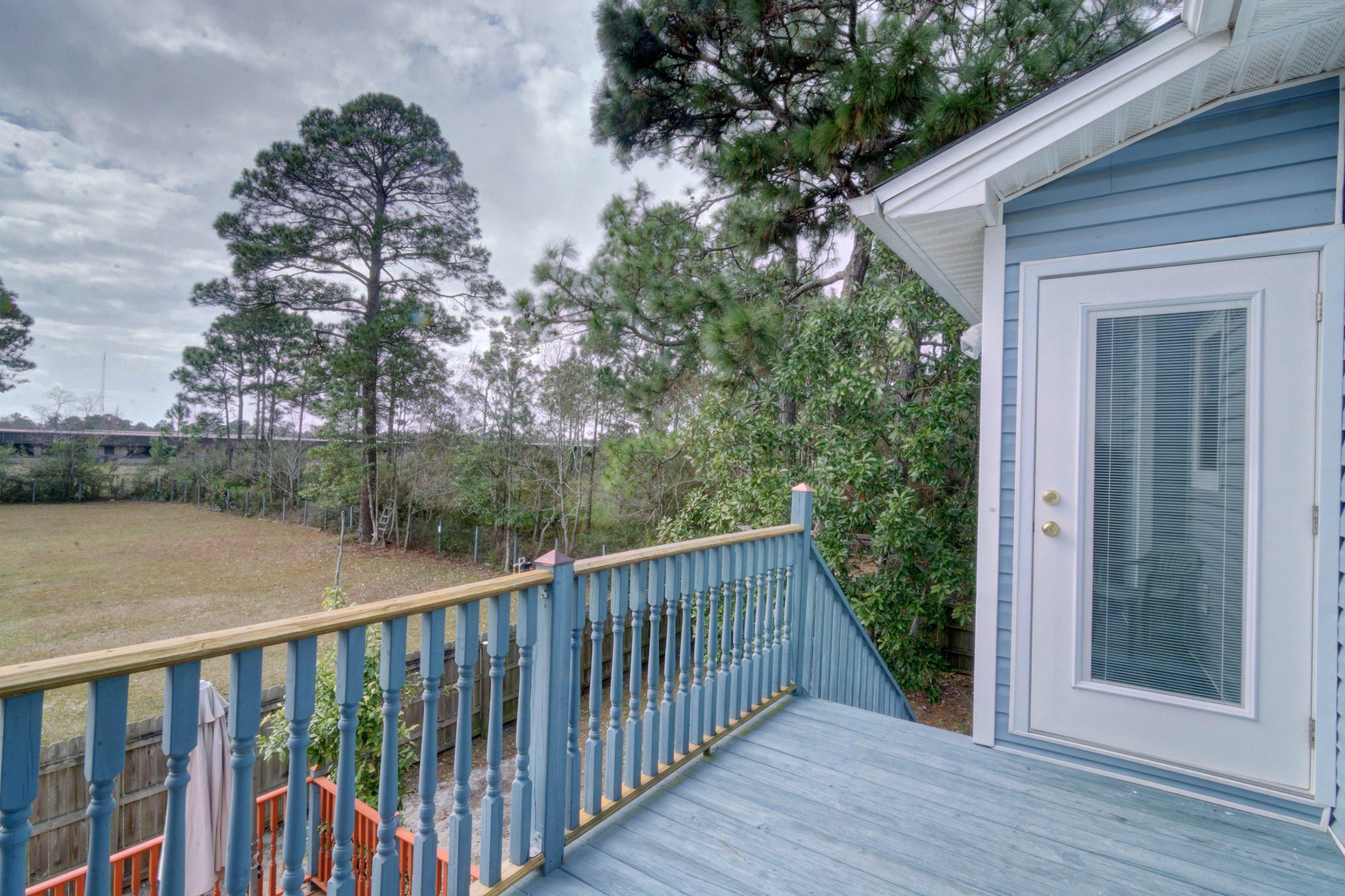 EAST BAY RIVER ESTATES - Residential