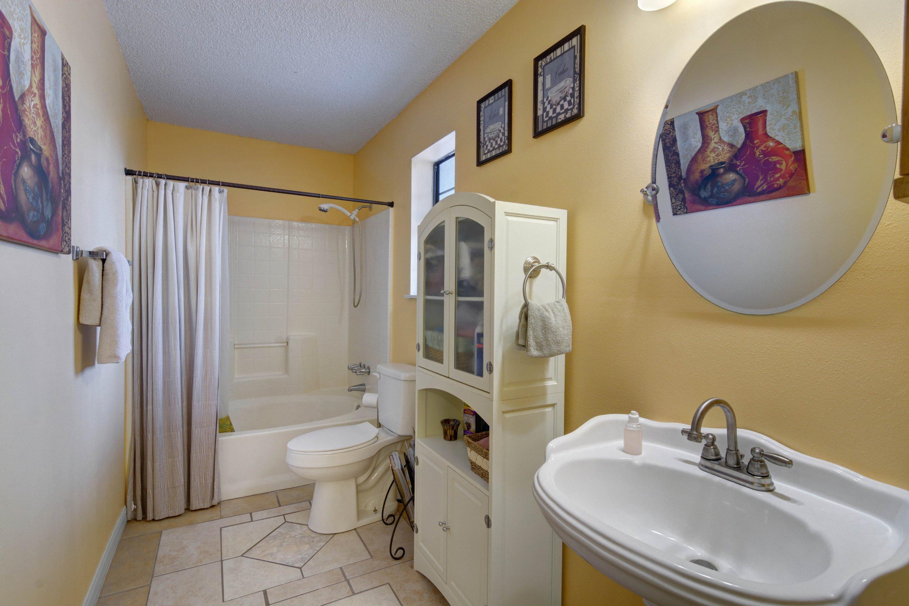 EAST BAY RIVER ESTATES - Residential