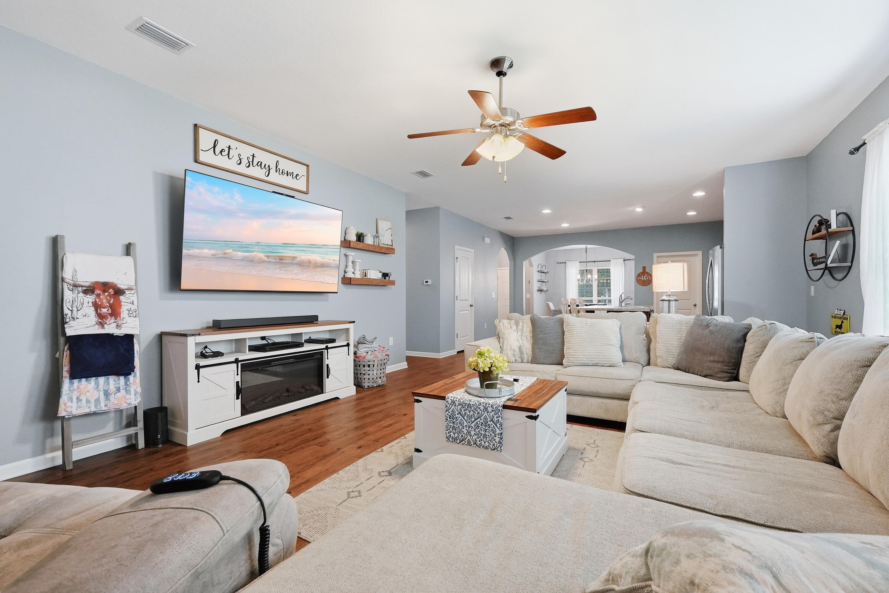 HAMMOCK BAY - Residential