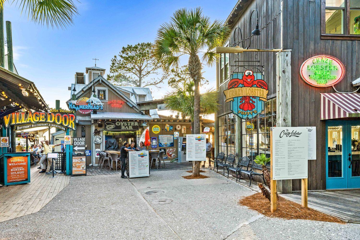 BUNGALOS AT SANDESTIN - Residential