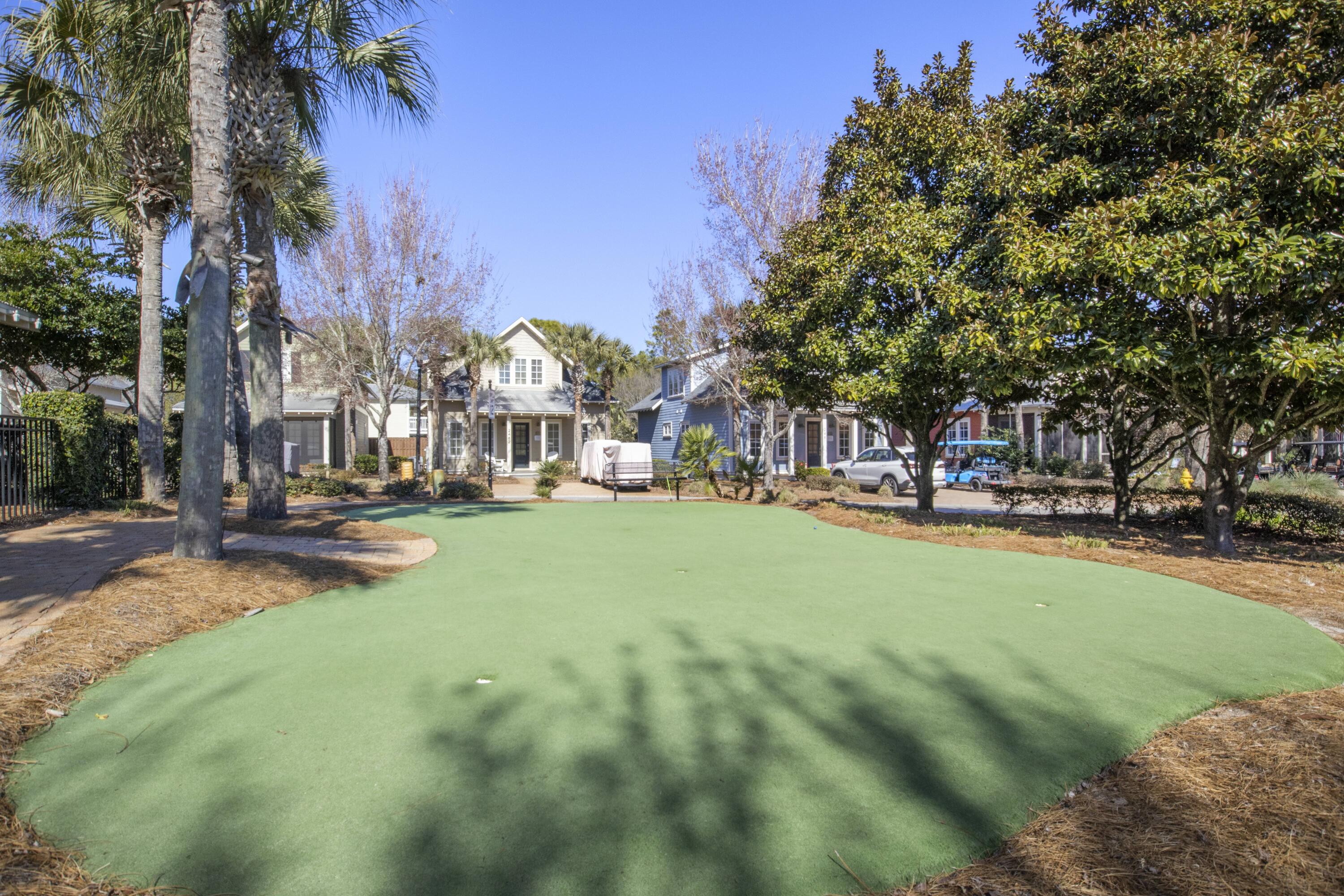 BUNGALOS AT SANDESTIN - Residential