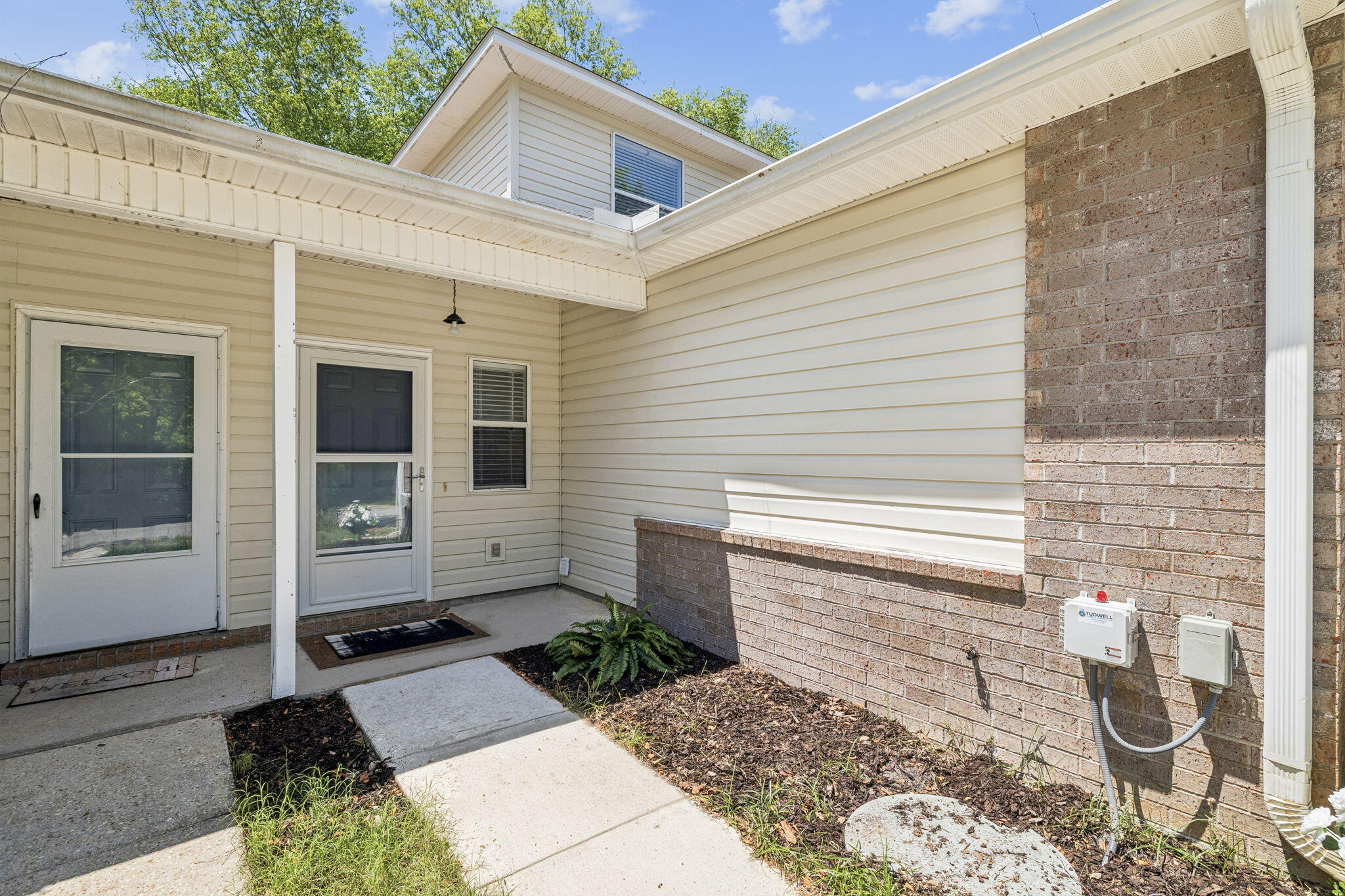 DOLPHIN ROAD CONDOMINIUM - Residential
