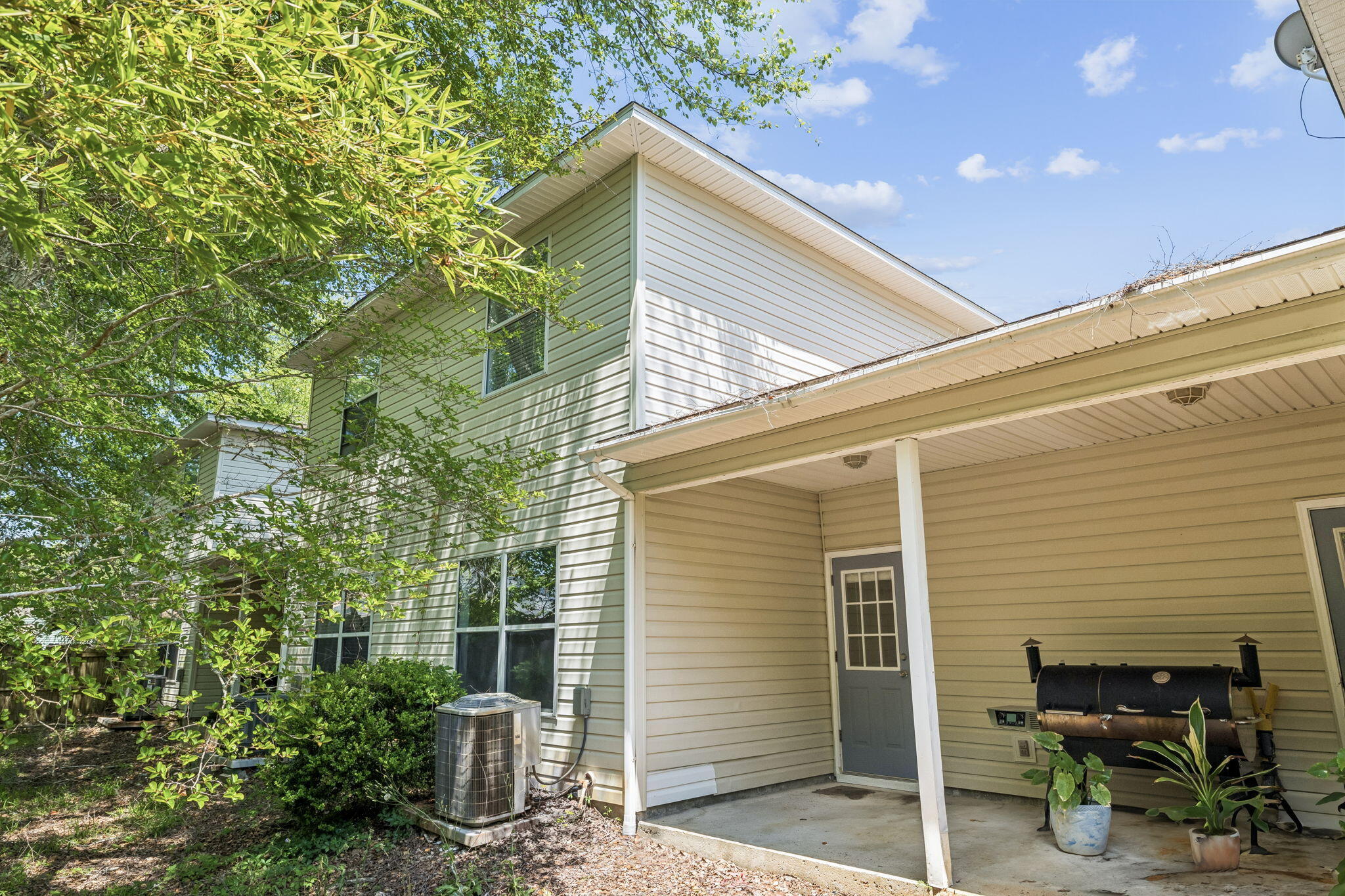 DOLPHIN ROAD CONDOMINIUM - Residential