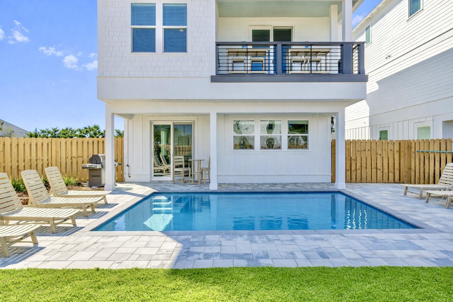 Blue Ohana - Residential