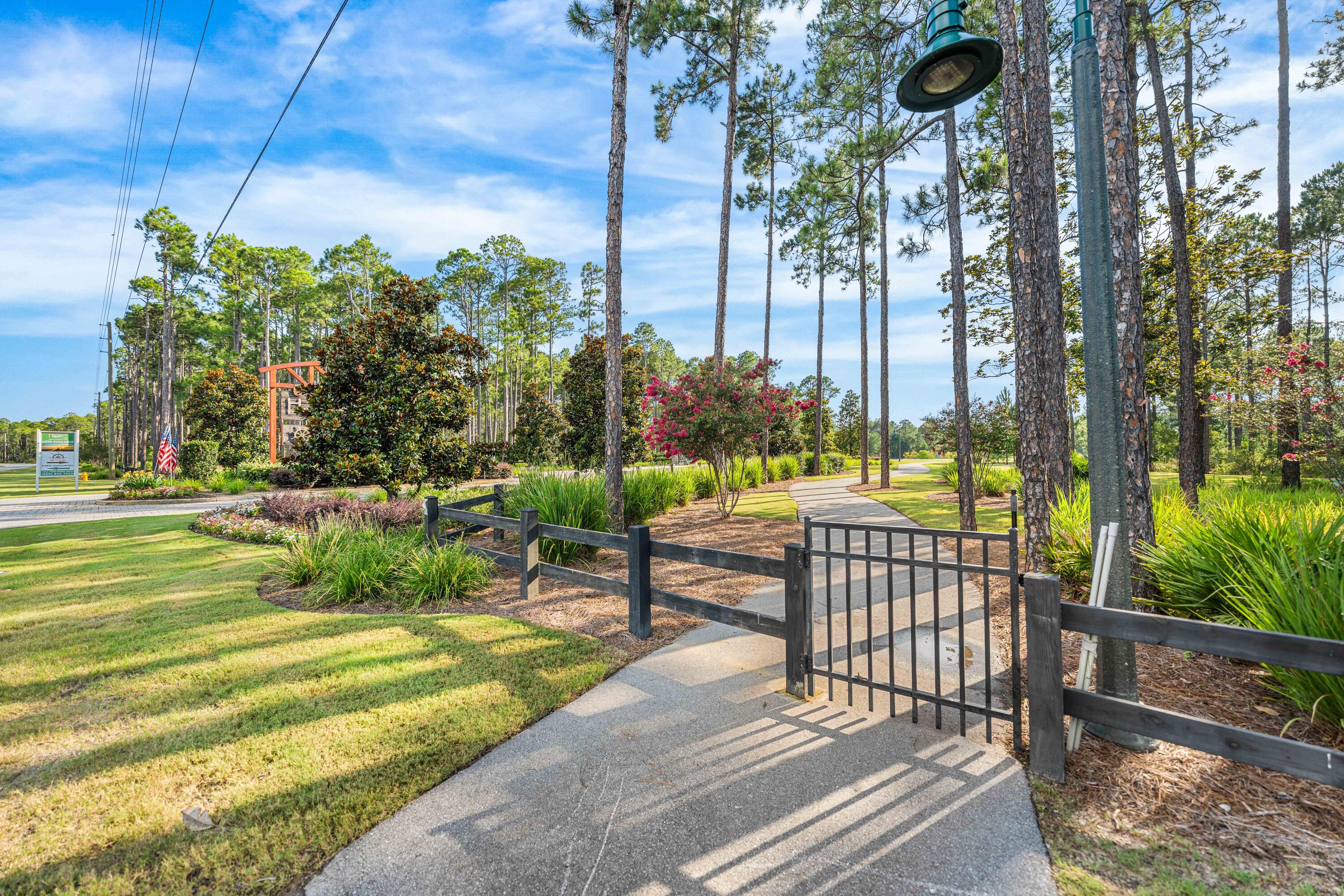 HAMMOCK BAY - Residential