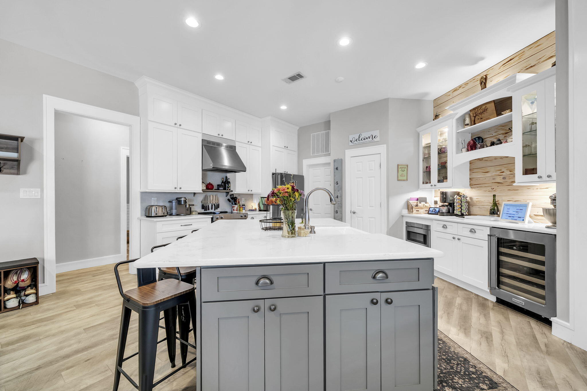 EMERALD BAY WEST - Residential