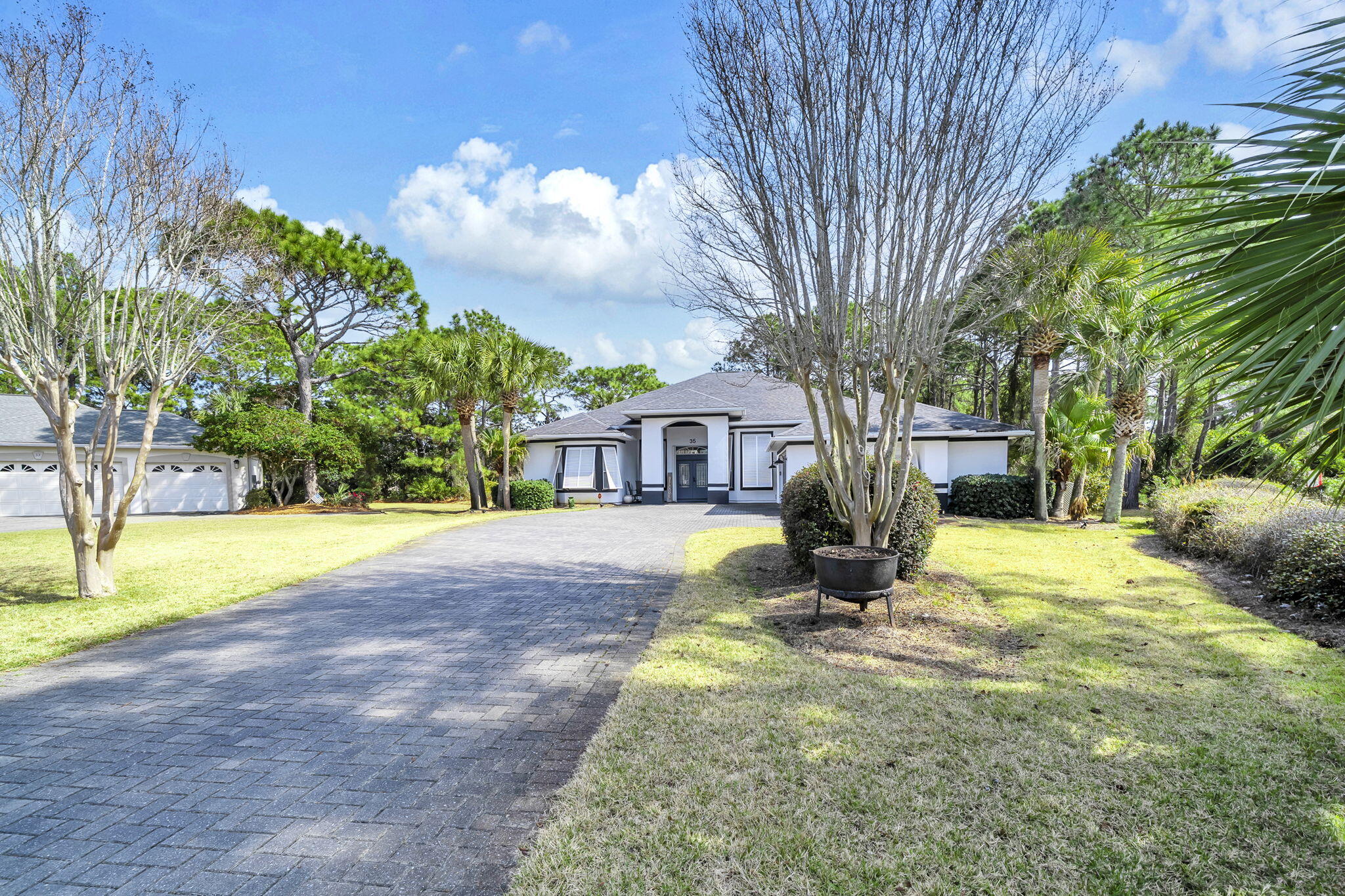 EMERALD BAY WEST - Residential