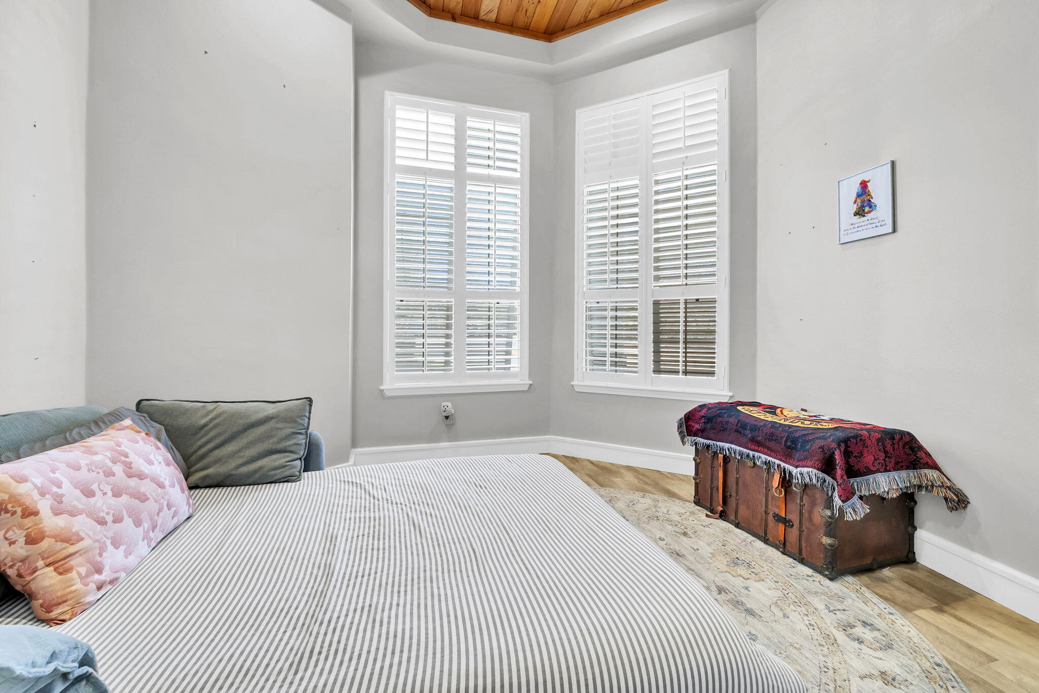 EMERALD BAY WEST - Residential