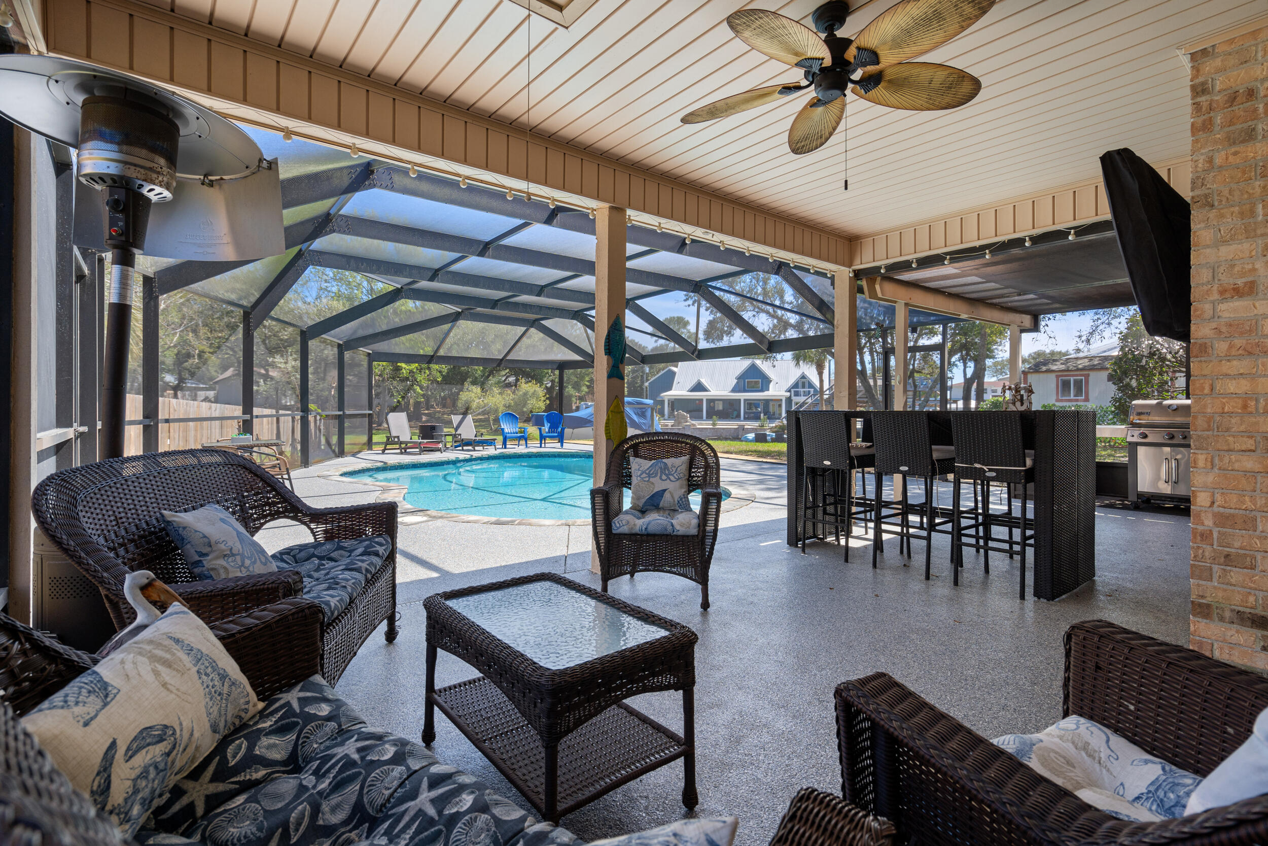 MARINERS COVE - Residential