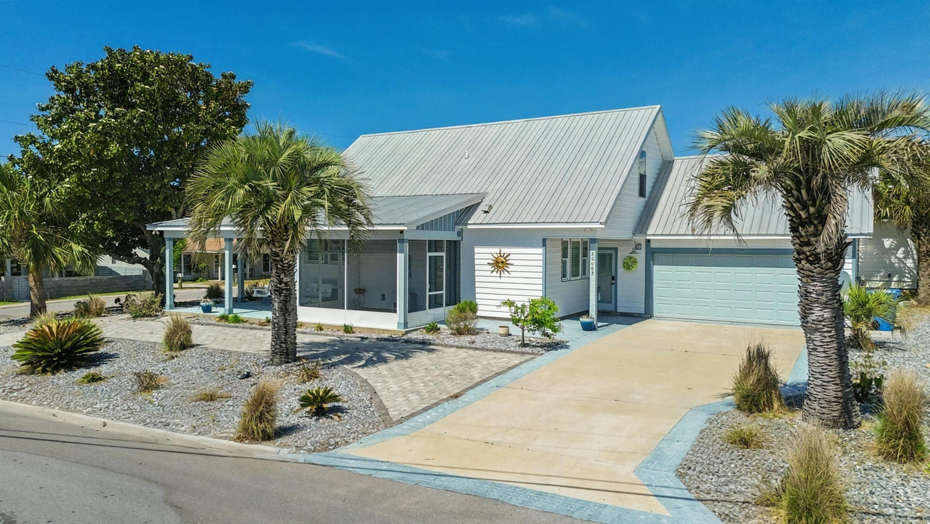 LAGUNA BEACH ESTATES 9TH ADDN - Residential