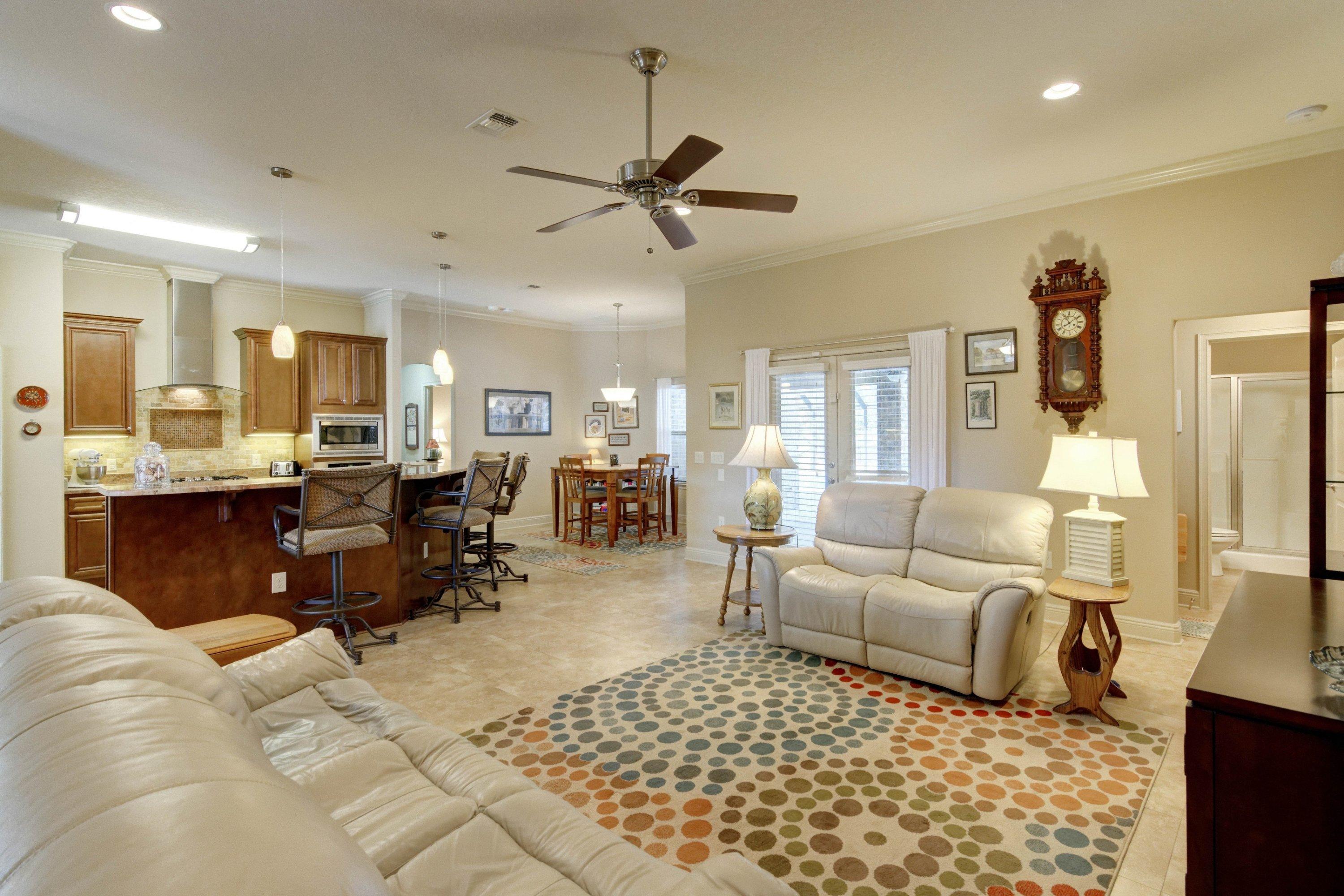 HOLLEY BY THE SEA - Residential