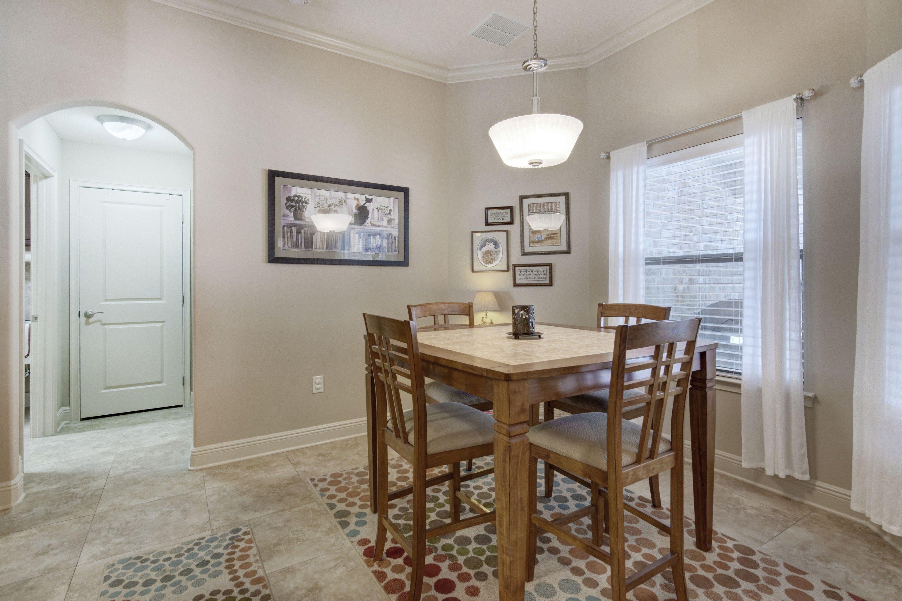 HOLLEY BY THE SEA - Residential