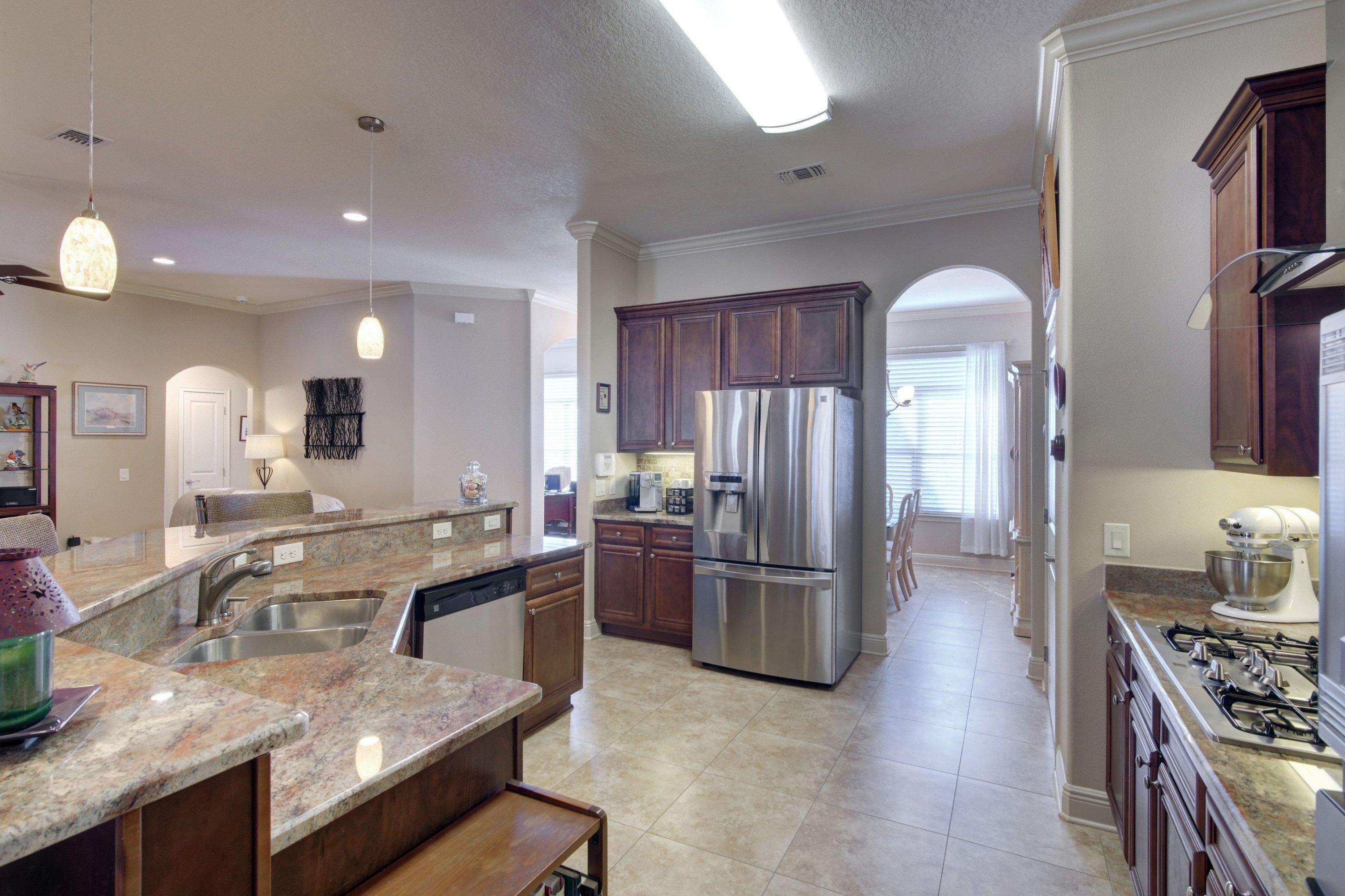 HOLLEY BY THE SEA - Residential