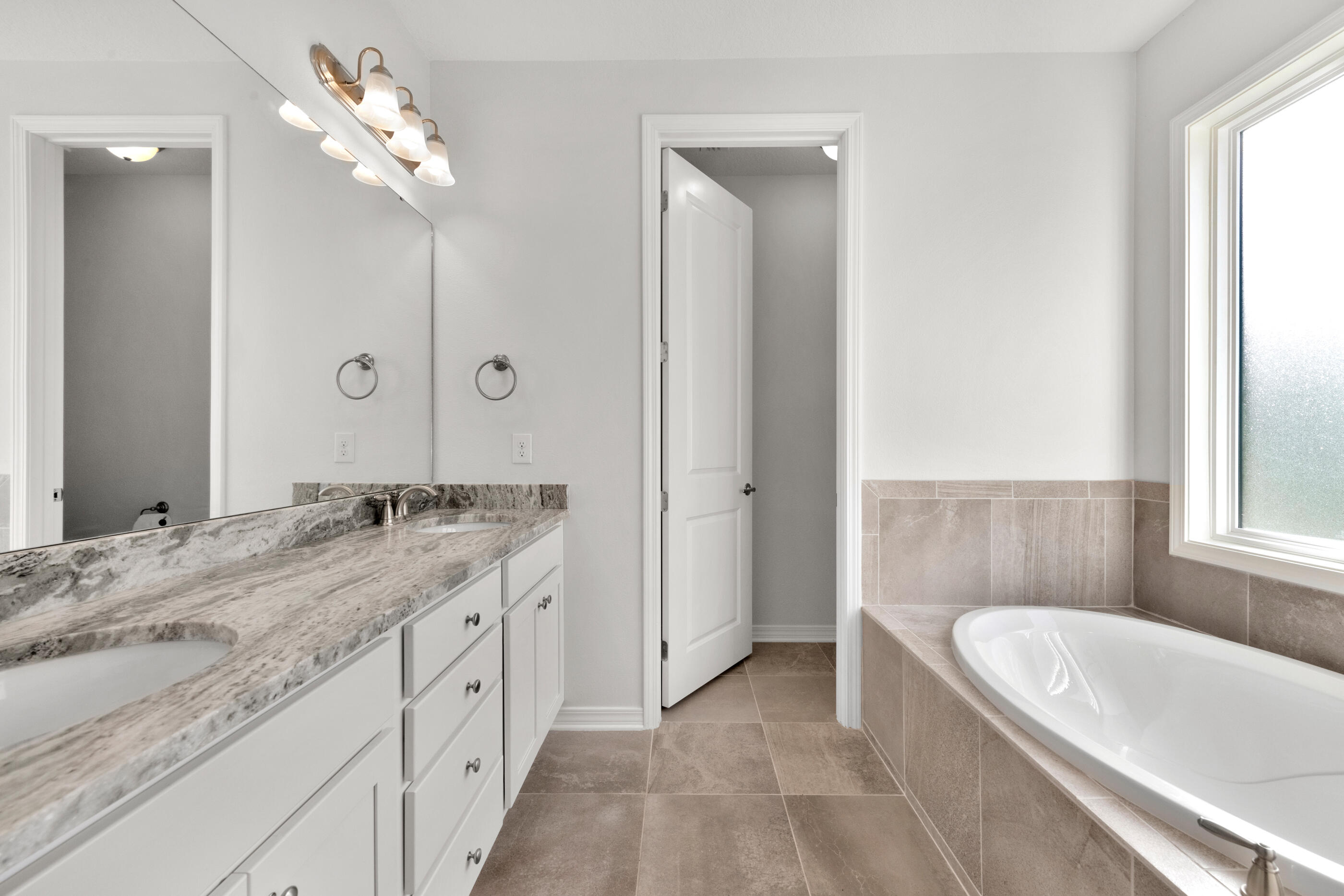 WALSH GLEN ESTATES - Residential