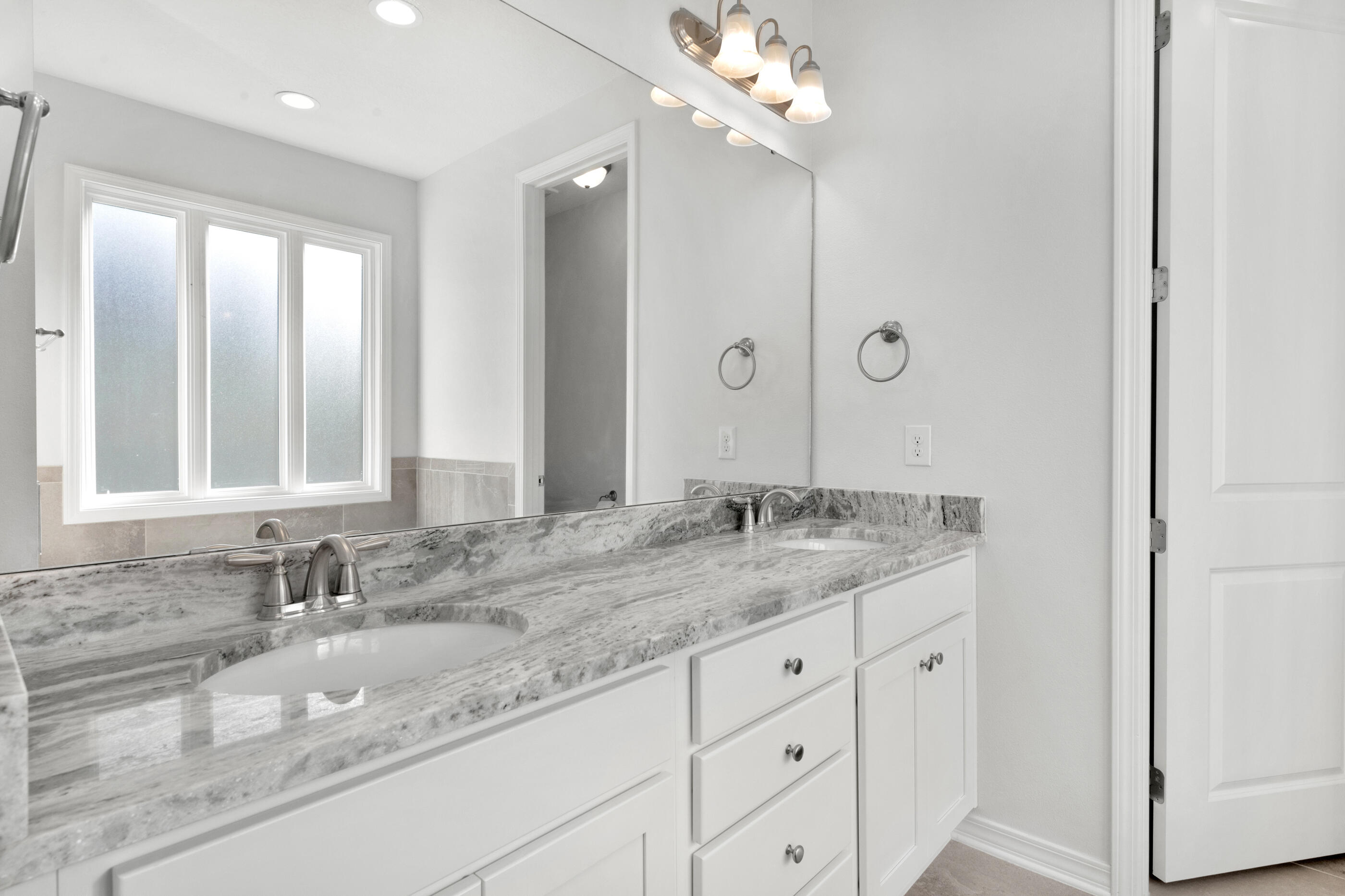 WALSH GLEN ESTATES - Residential