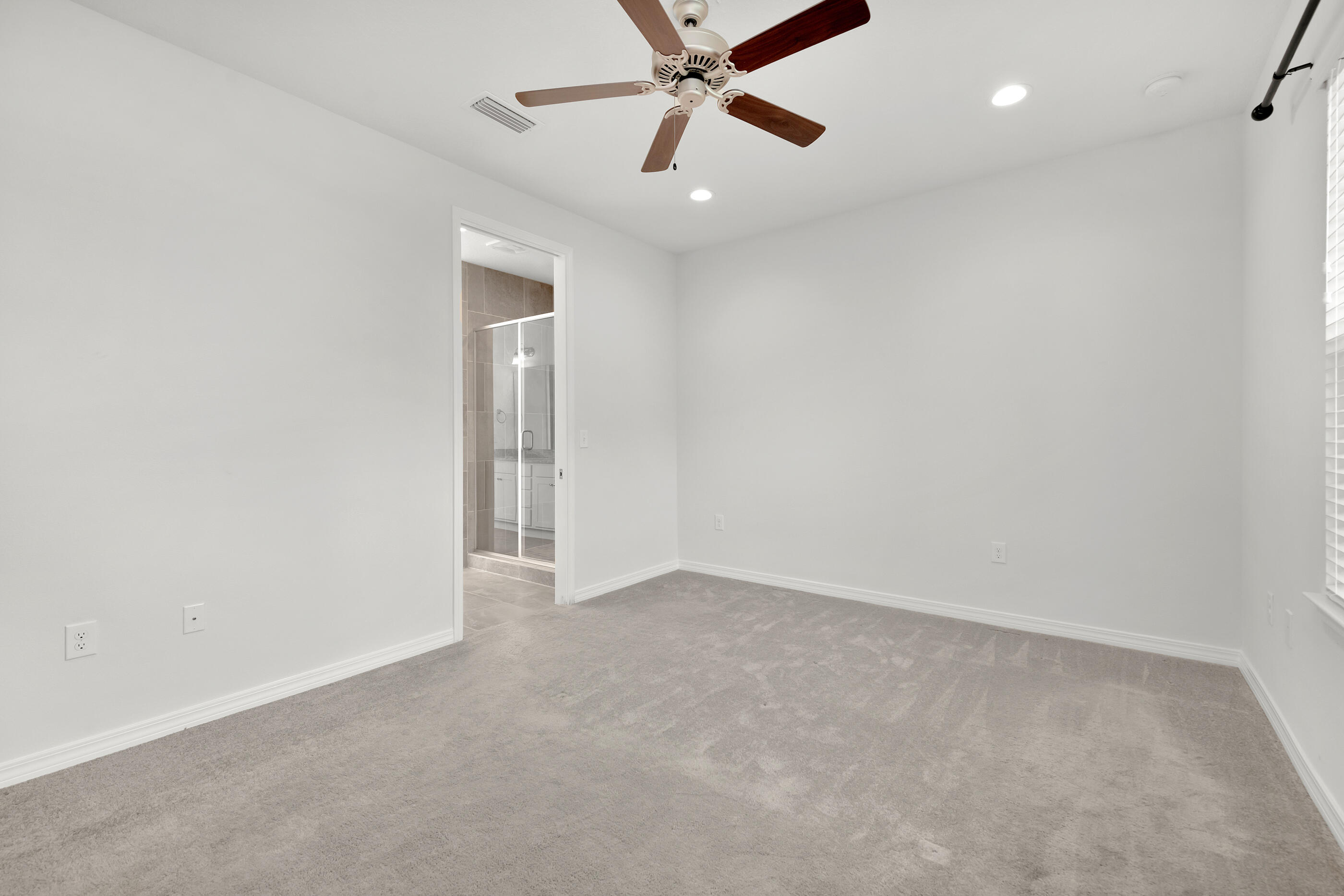 WALSH GLEN ESTATES - Residential