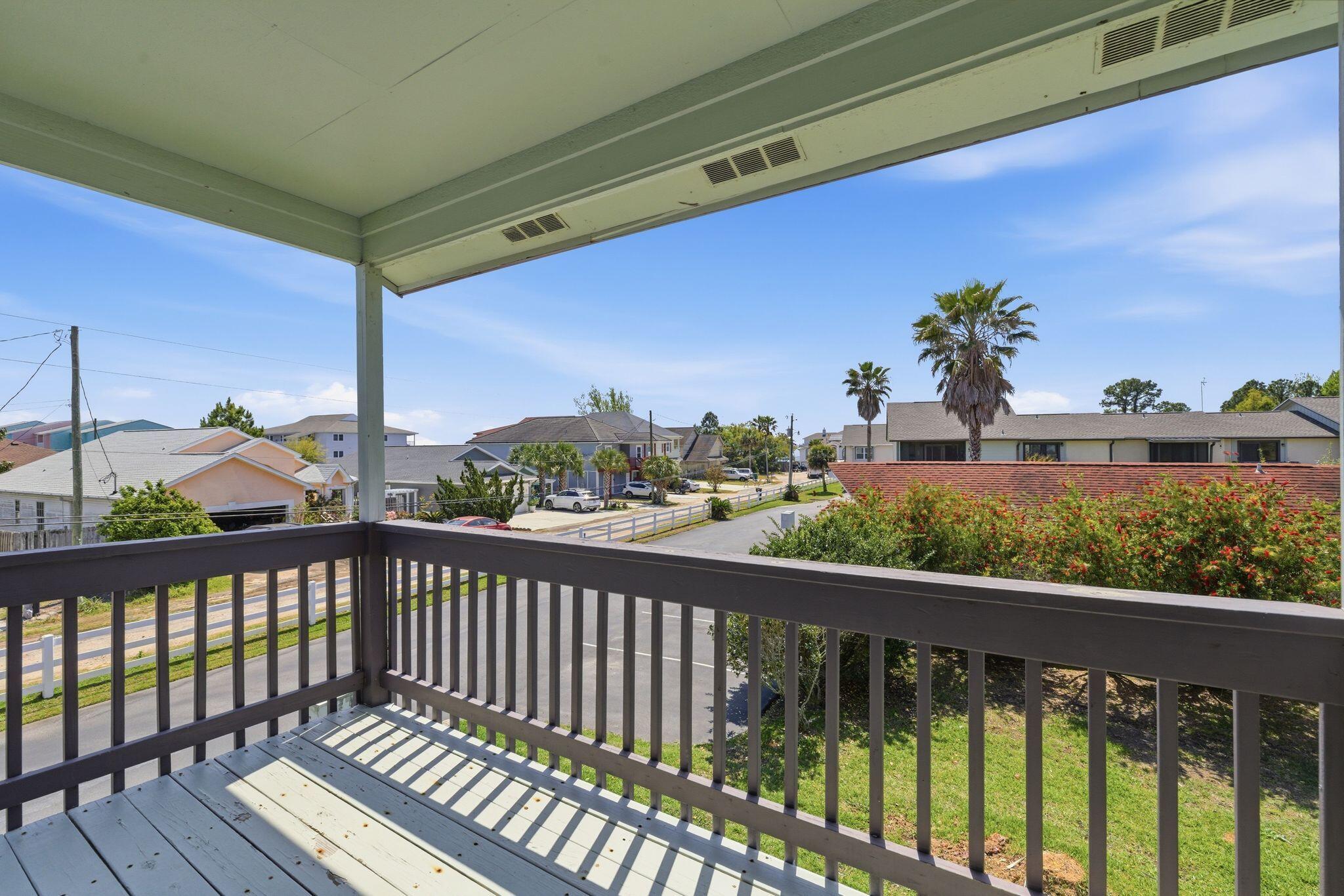 LA MAR WEST T/H - Residential