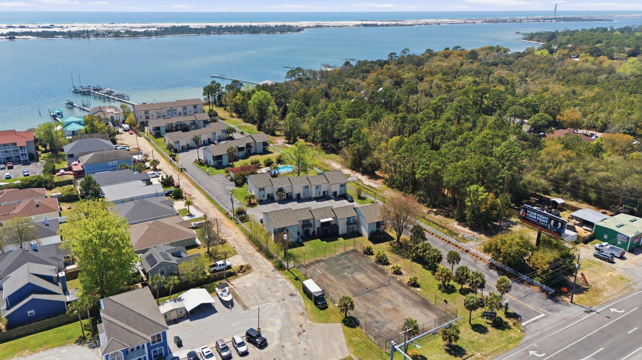 LA MAR WEST T/H - Residential