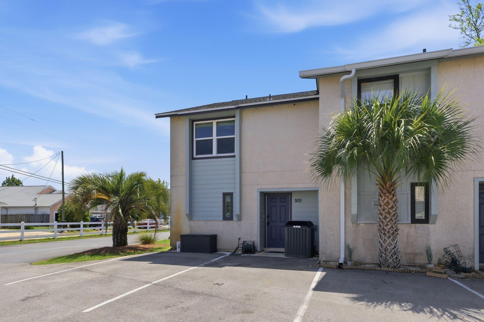 LA MAR WEST T/H - Residential