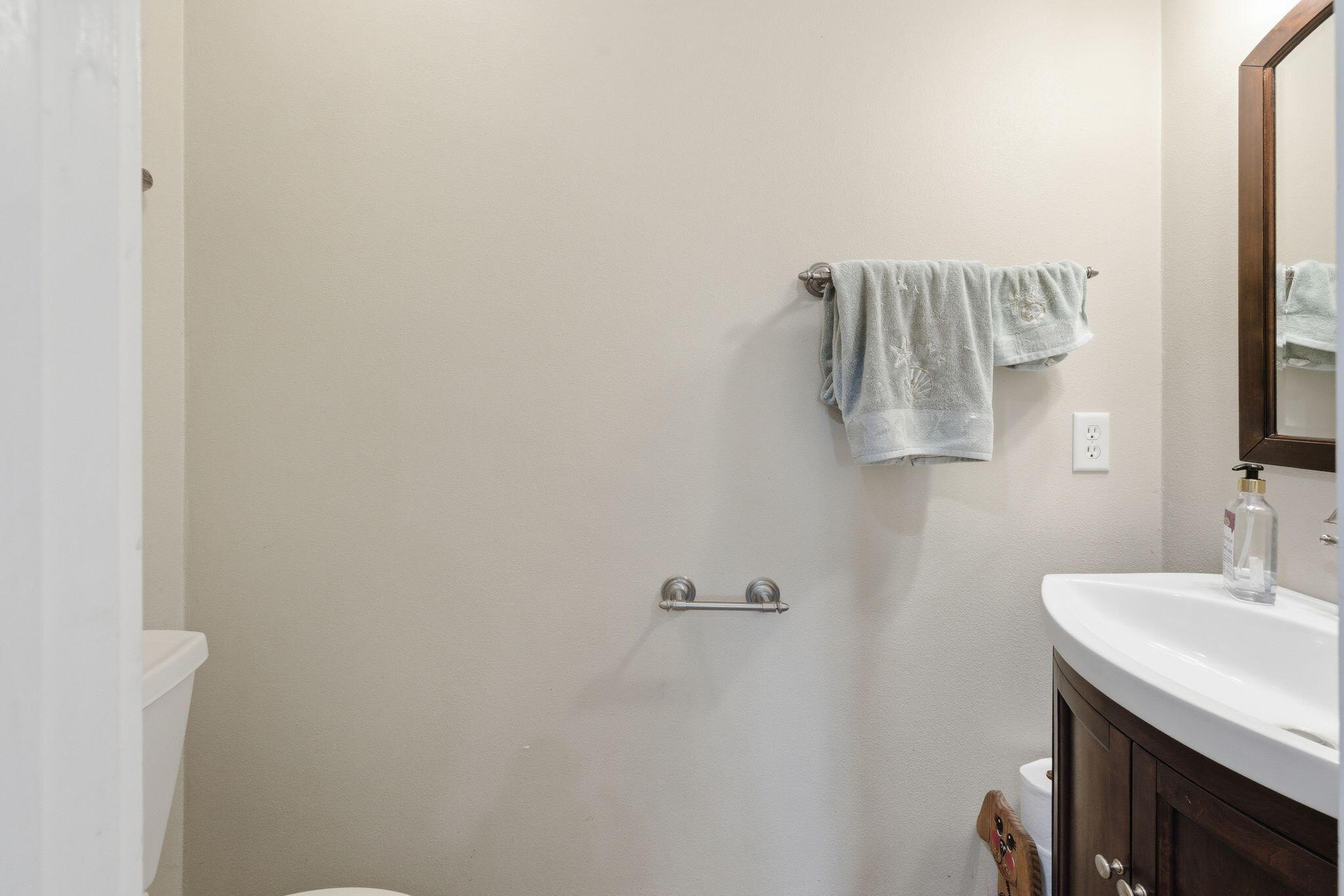 LA MAR WEST T/H - Residential