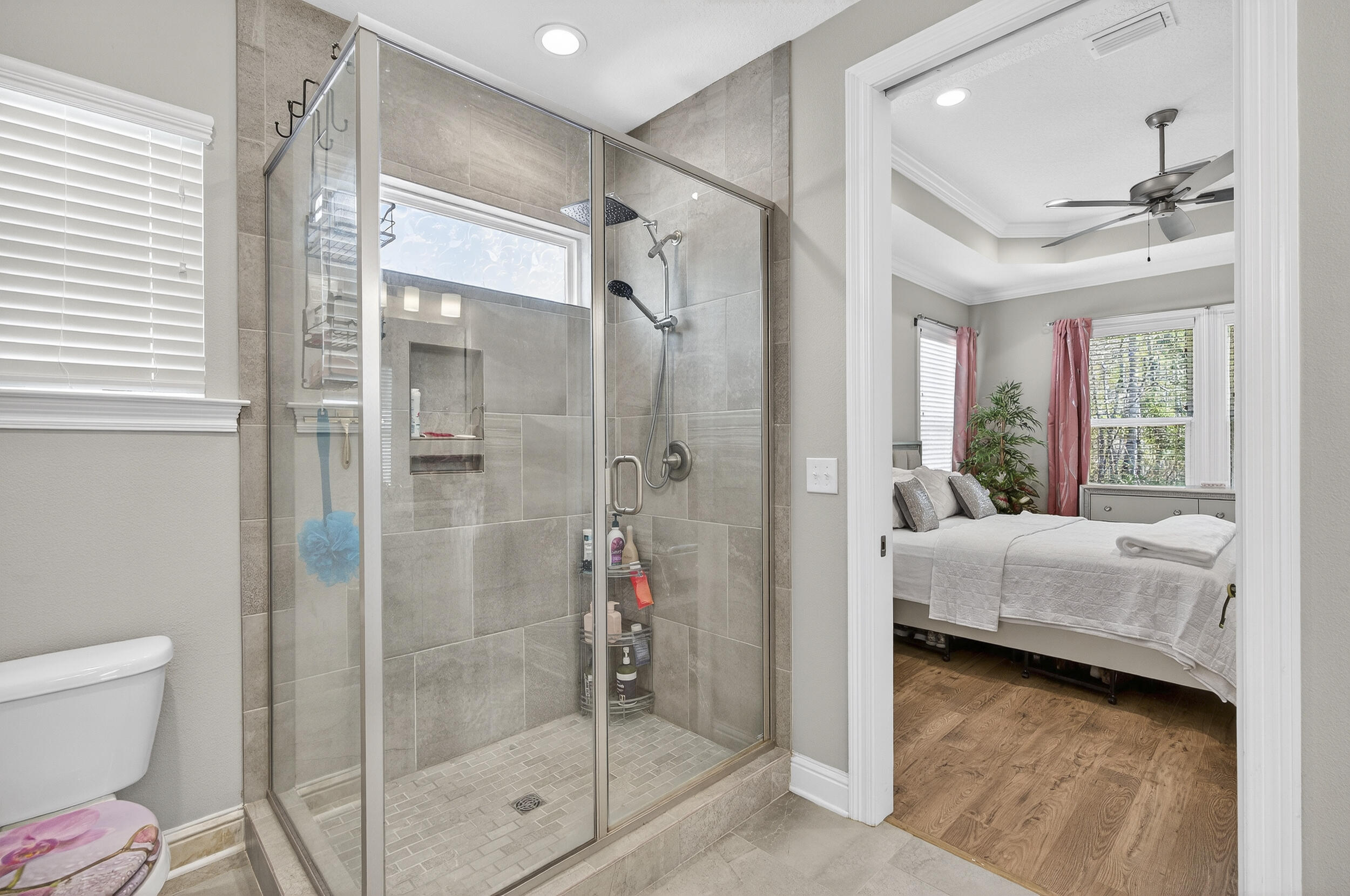 LAUREL OAKS S/D - Residential