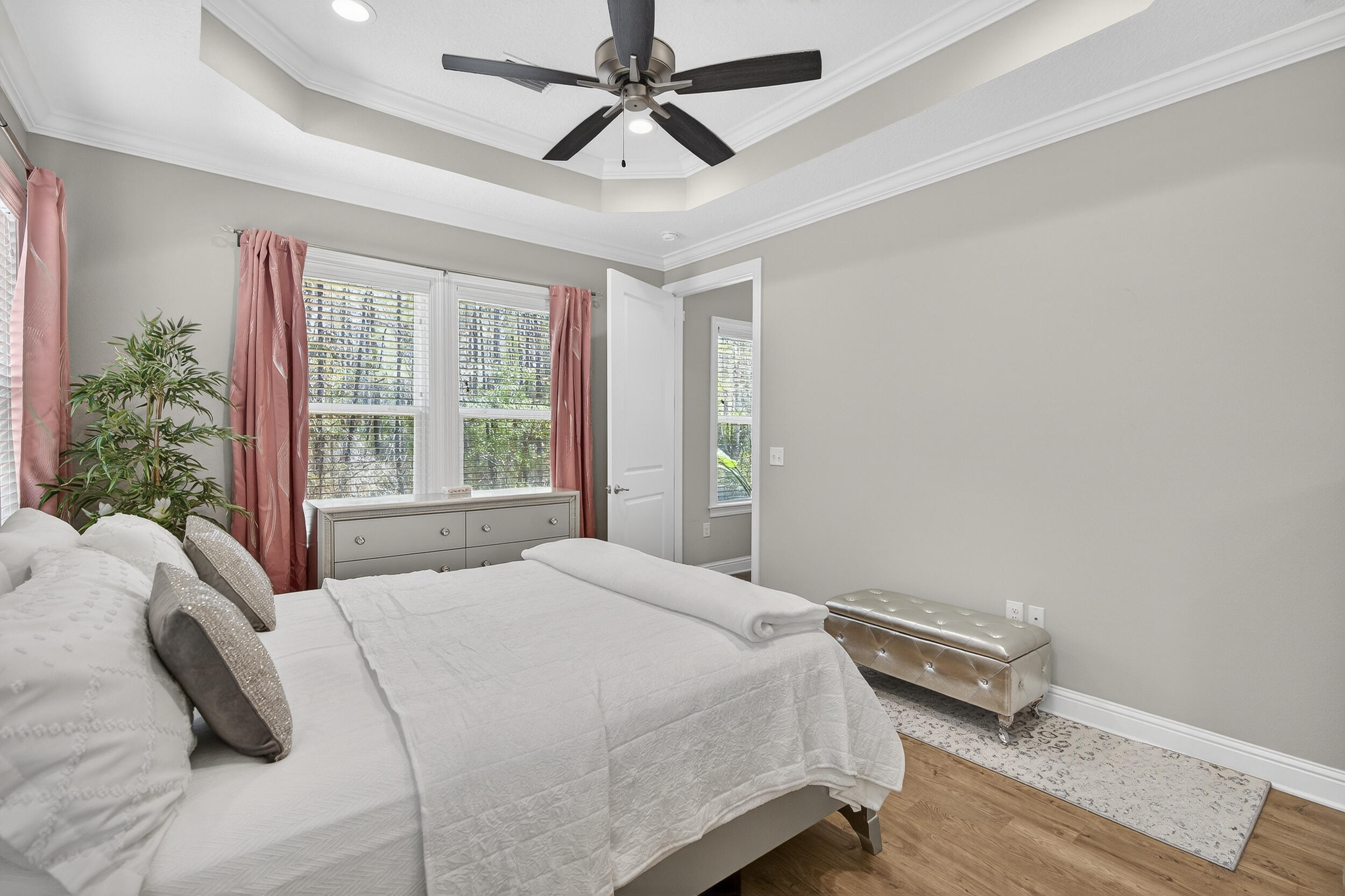 LAUREL OAKS S/D - Residential