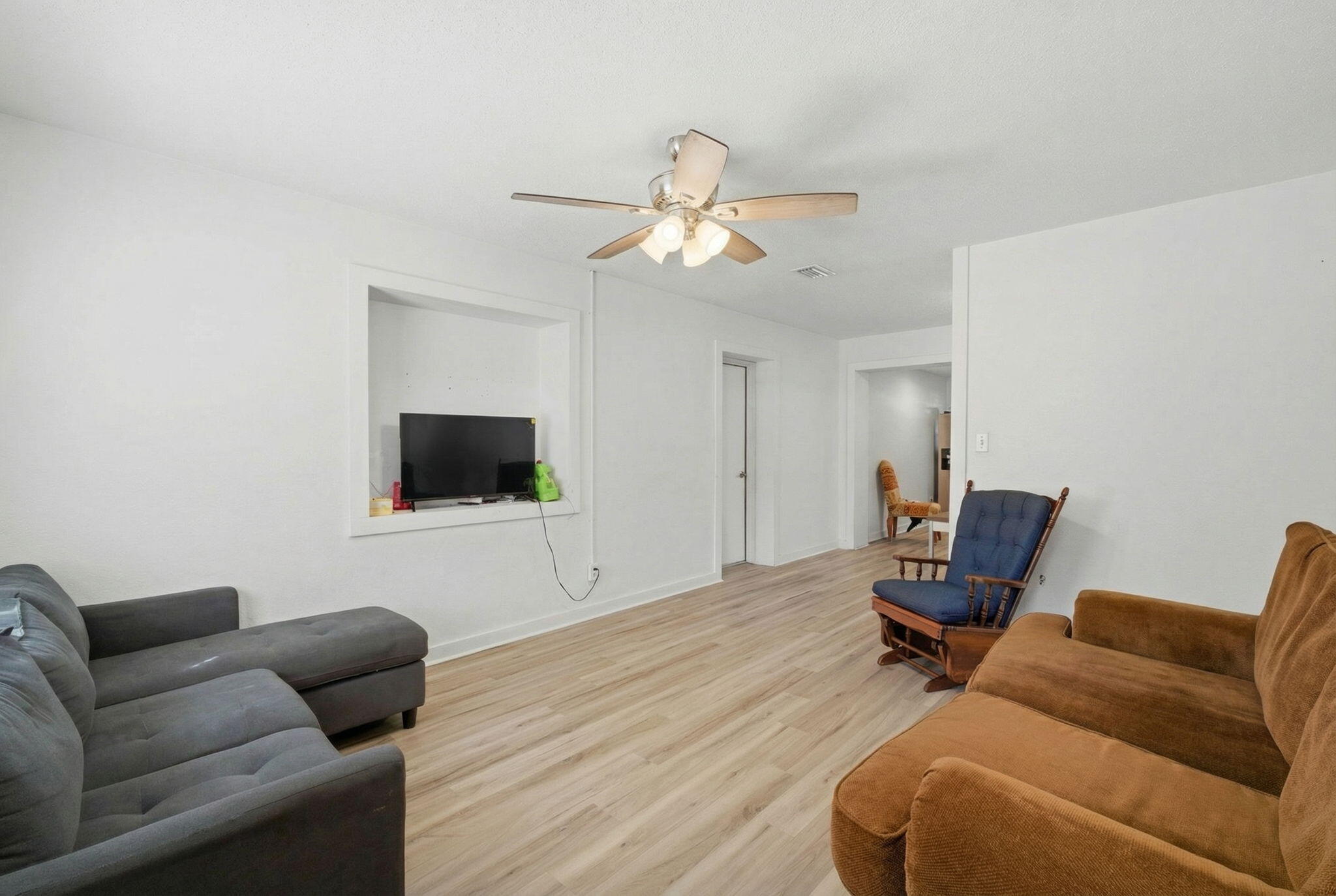 SEABREEZE - Residential