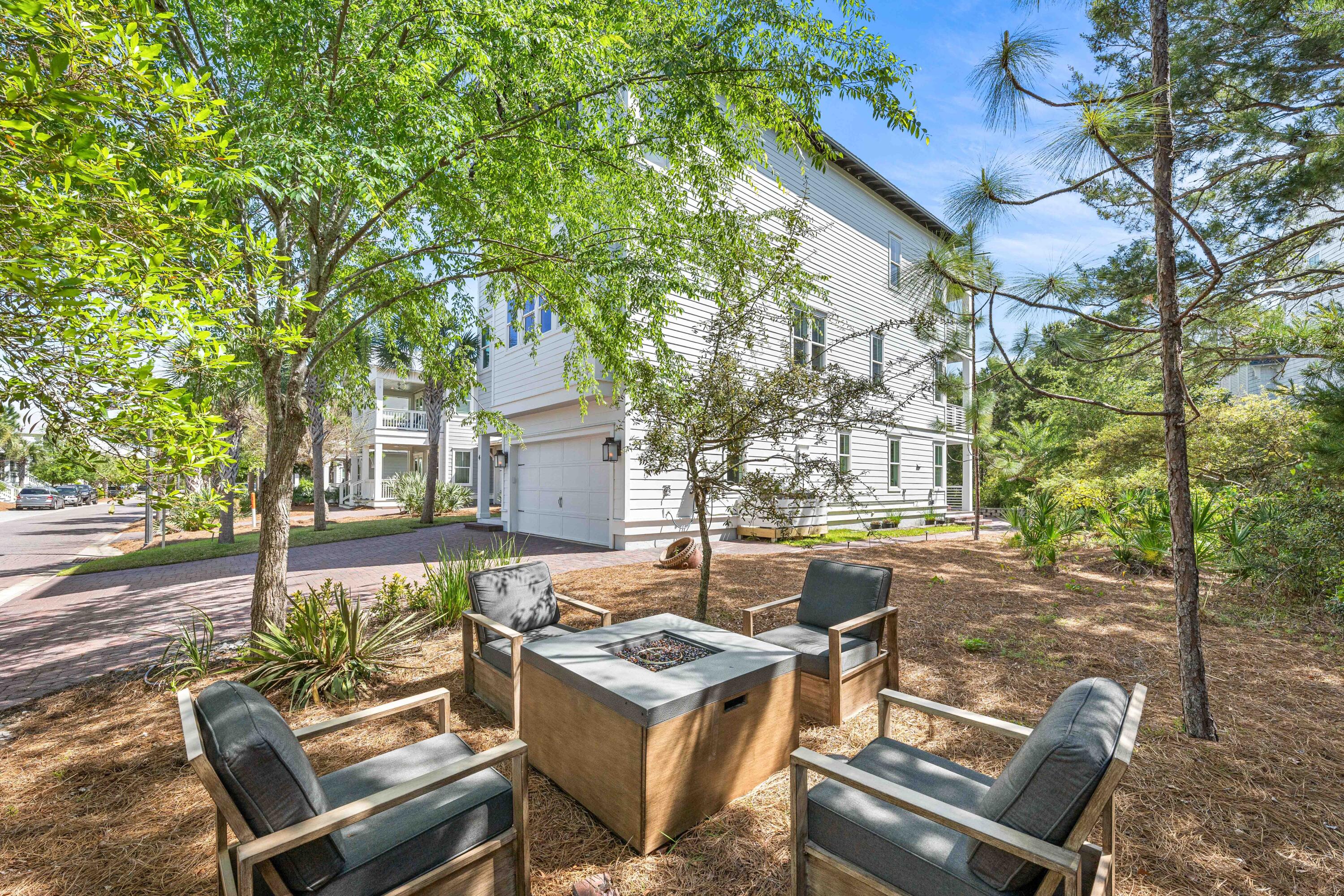 Prominence South - Residential