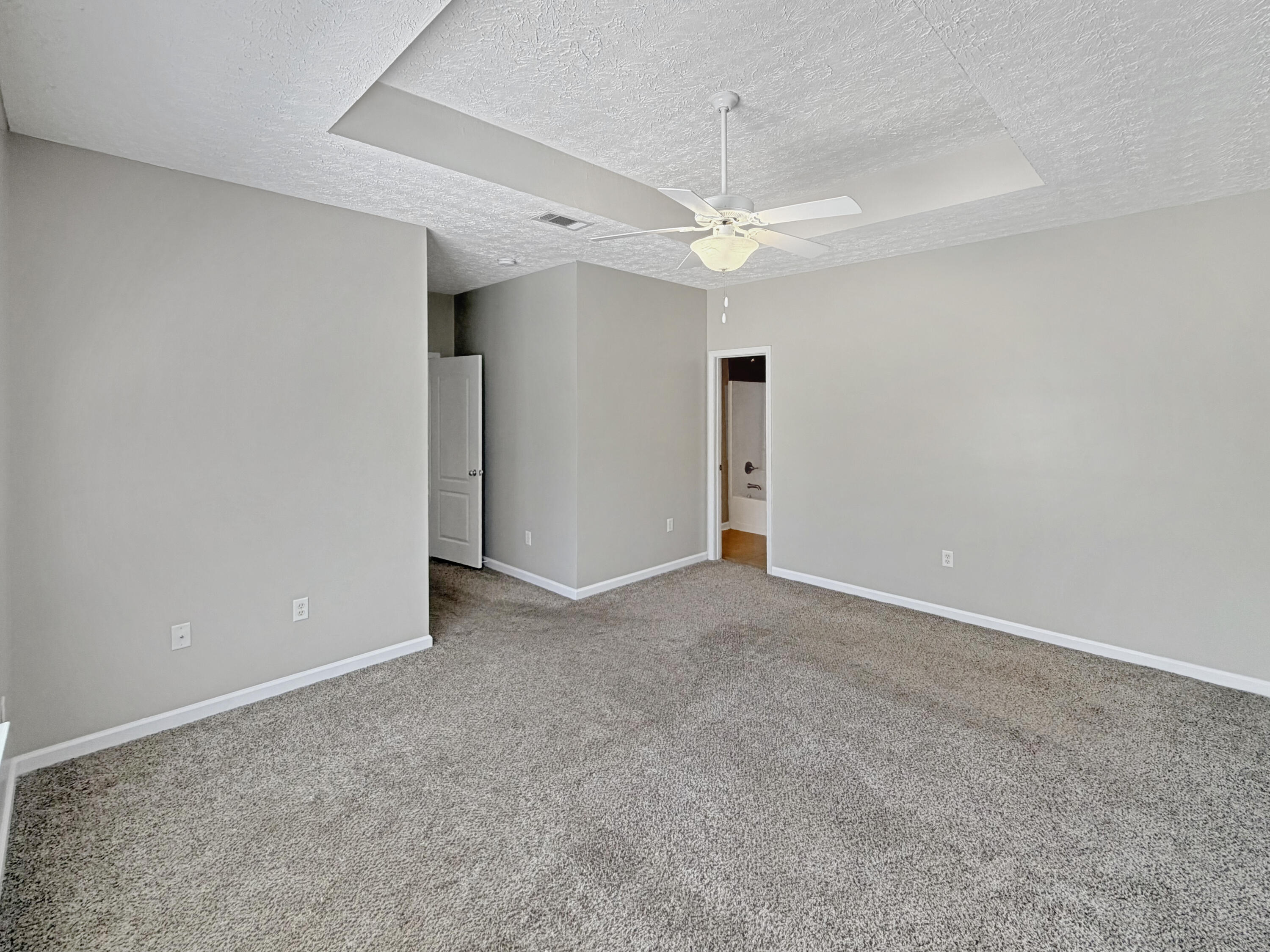 LAKE SILVER 1ST ADD LOT 7 BLK 3 - Residential