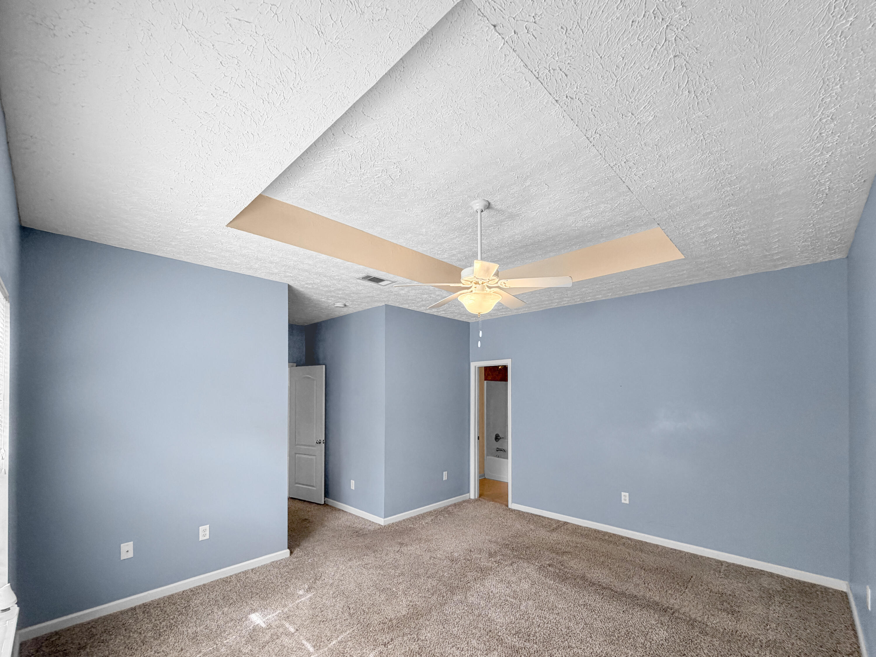 LAKE SILVER 1ST ADD LOT 7 BLK 3 - Residential