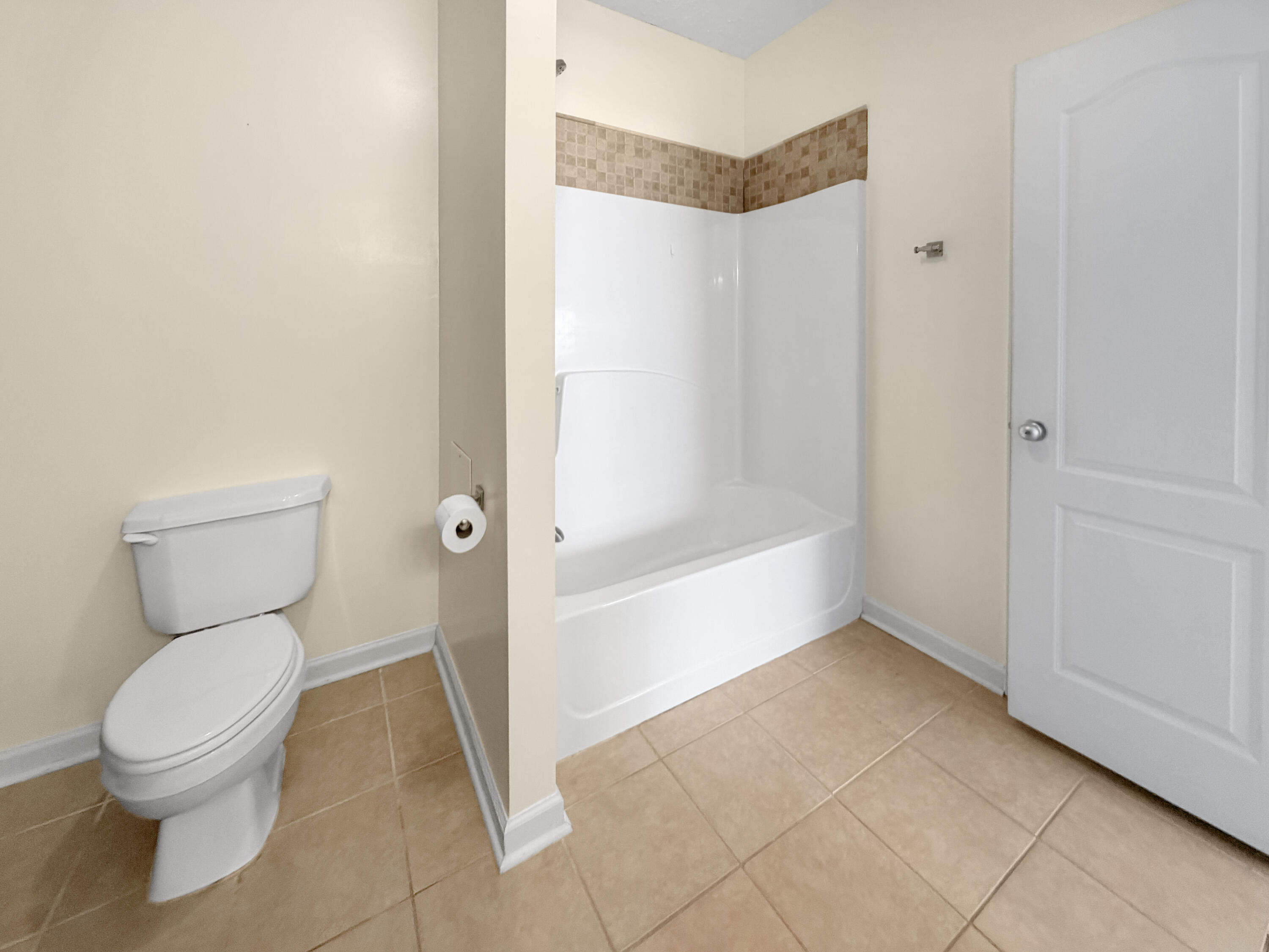 LAKE SILVER 1ST ADD LOT 7 BLK 3 - Residential