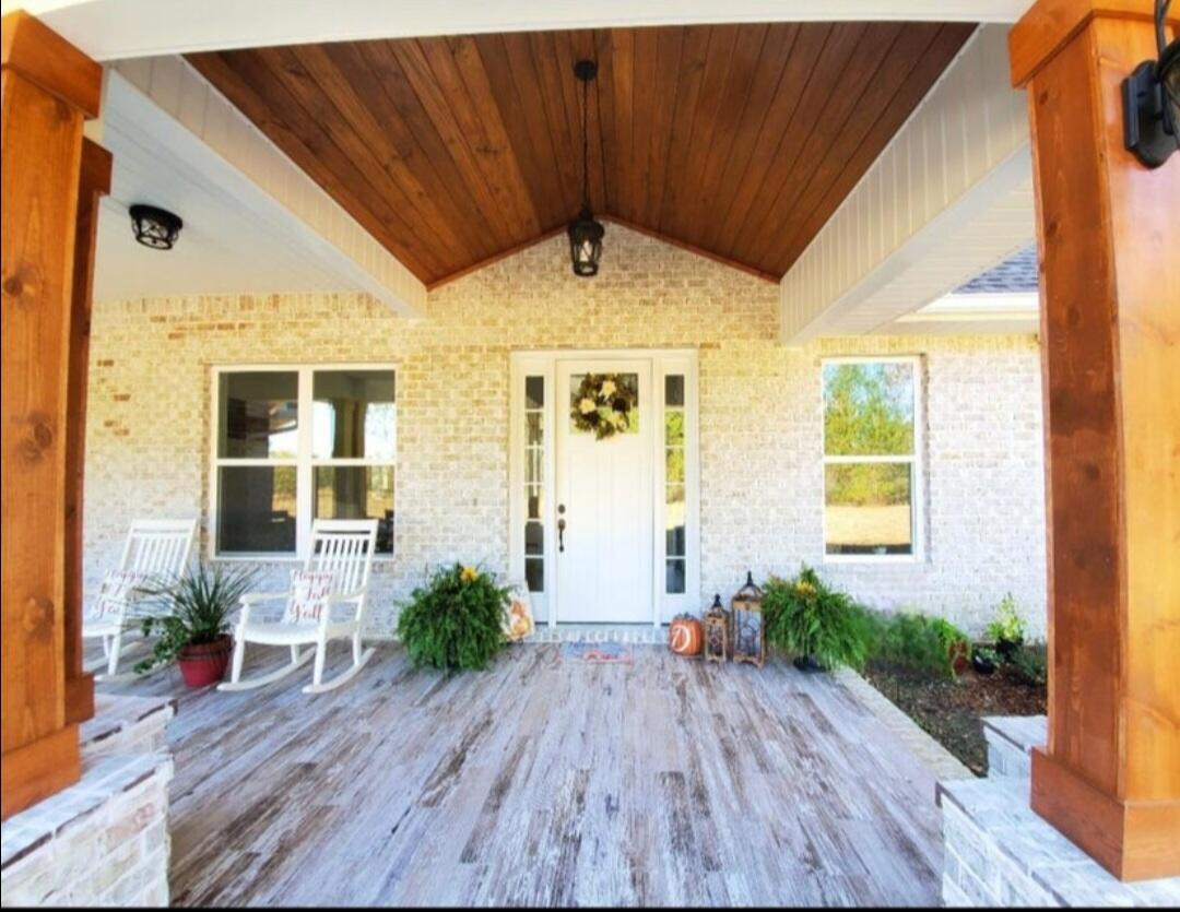 LAUREL HILL - Residential