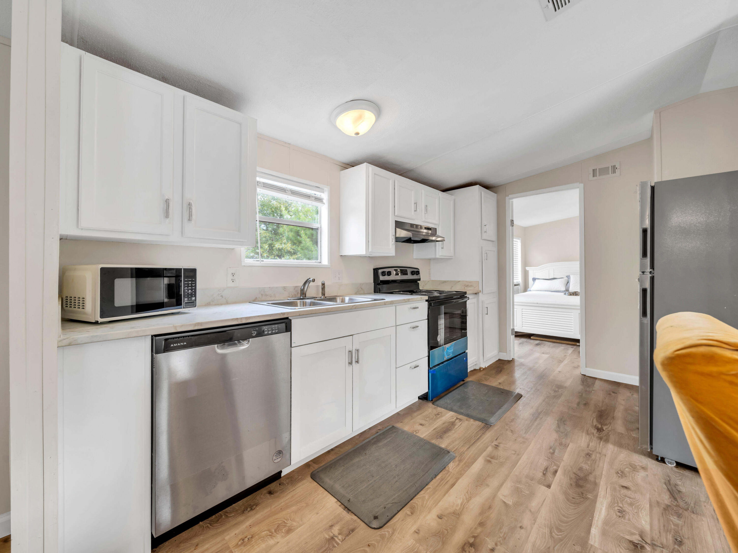 NAVARRE S/D 2ND ADDN - Residential