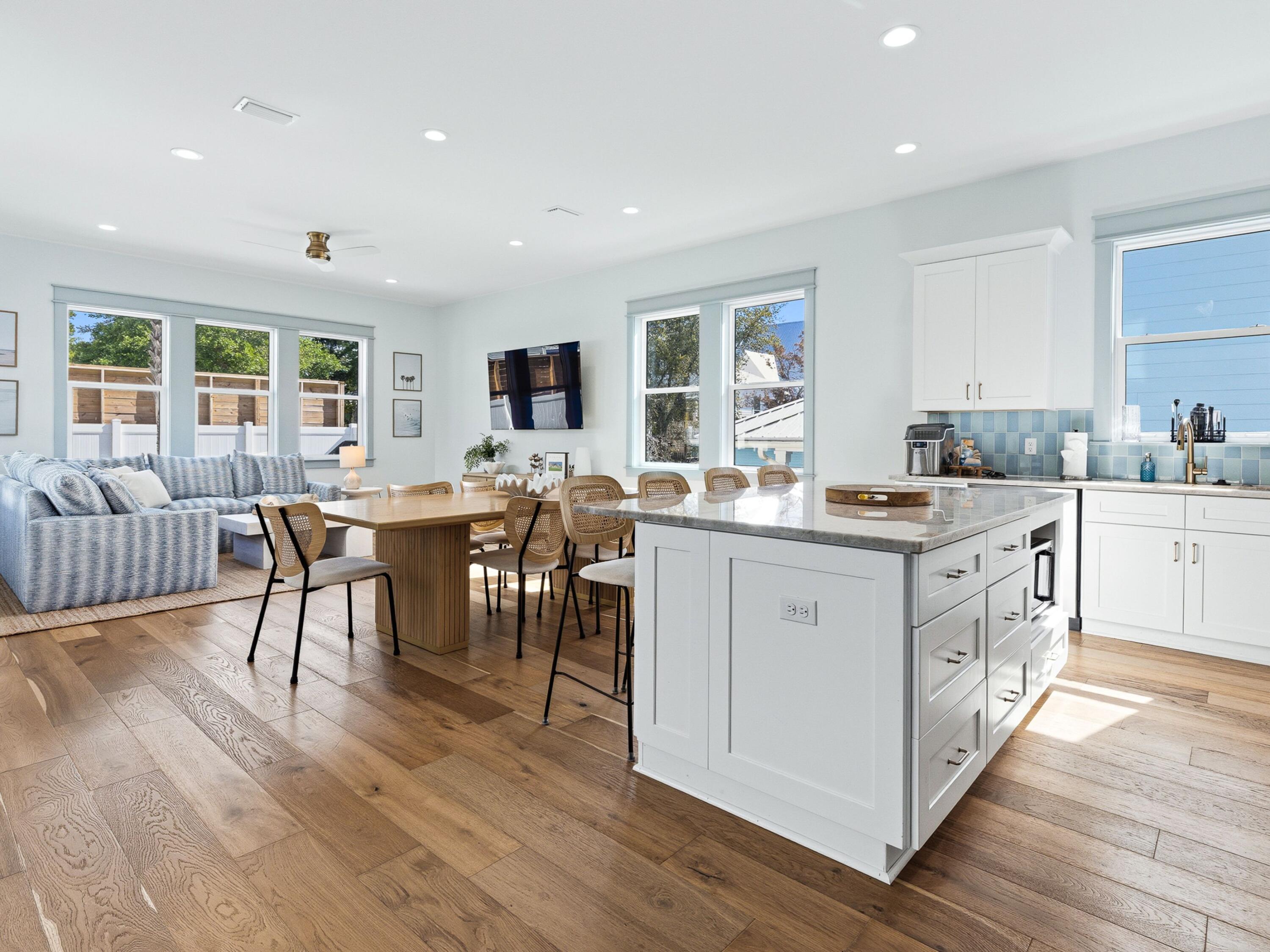 GULFVIEW HEIGHTS 1ST ADDN - Residential