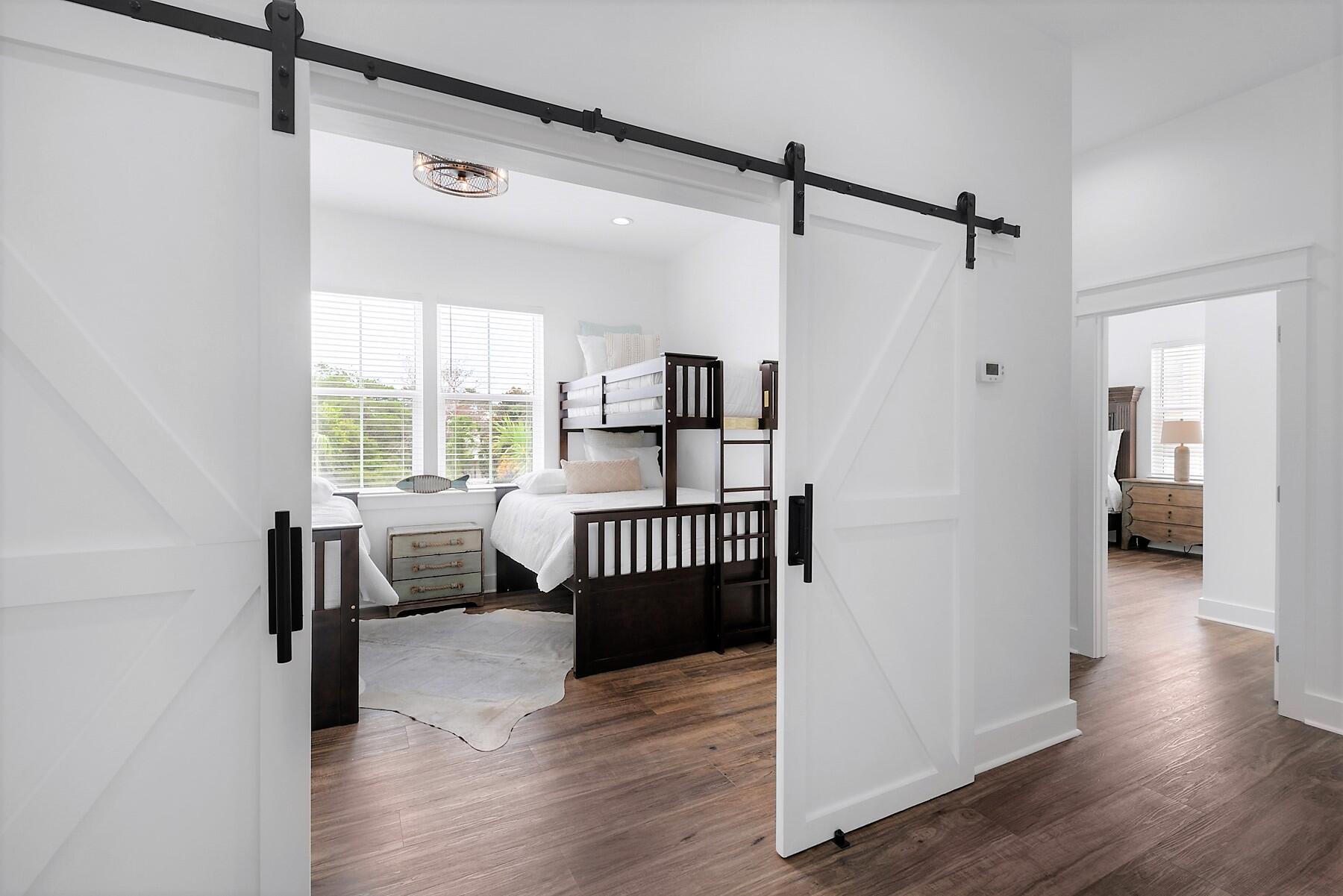 CRYSTAL BEACH - Residential