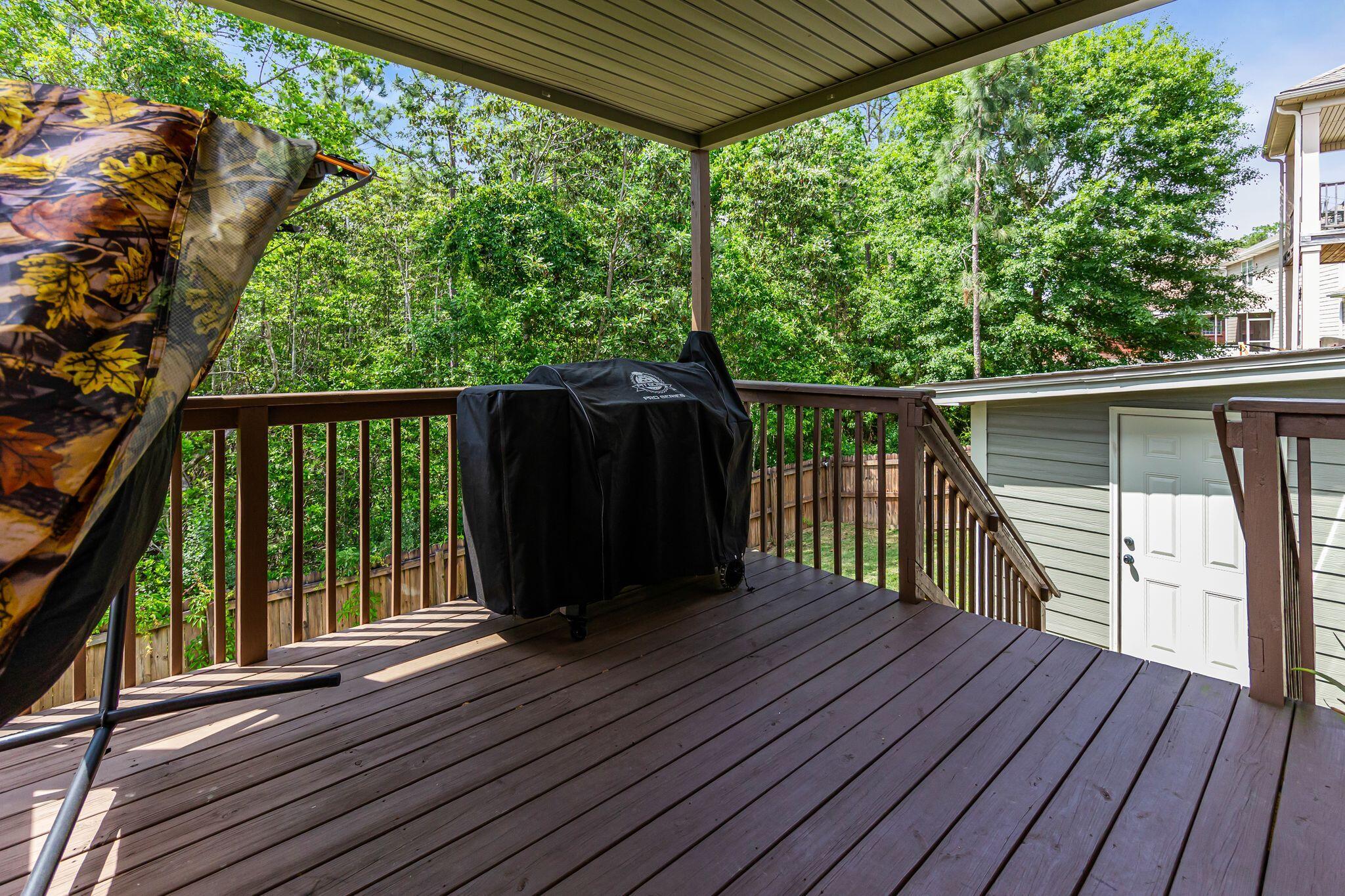 DUGGAN POND ESTATES - Residential Lease