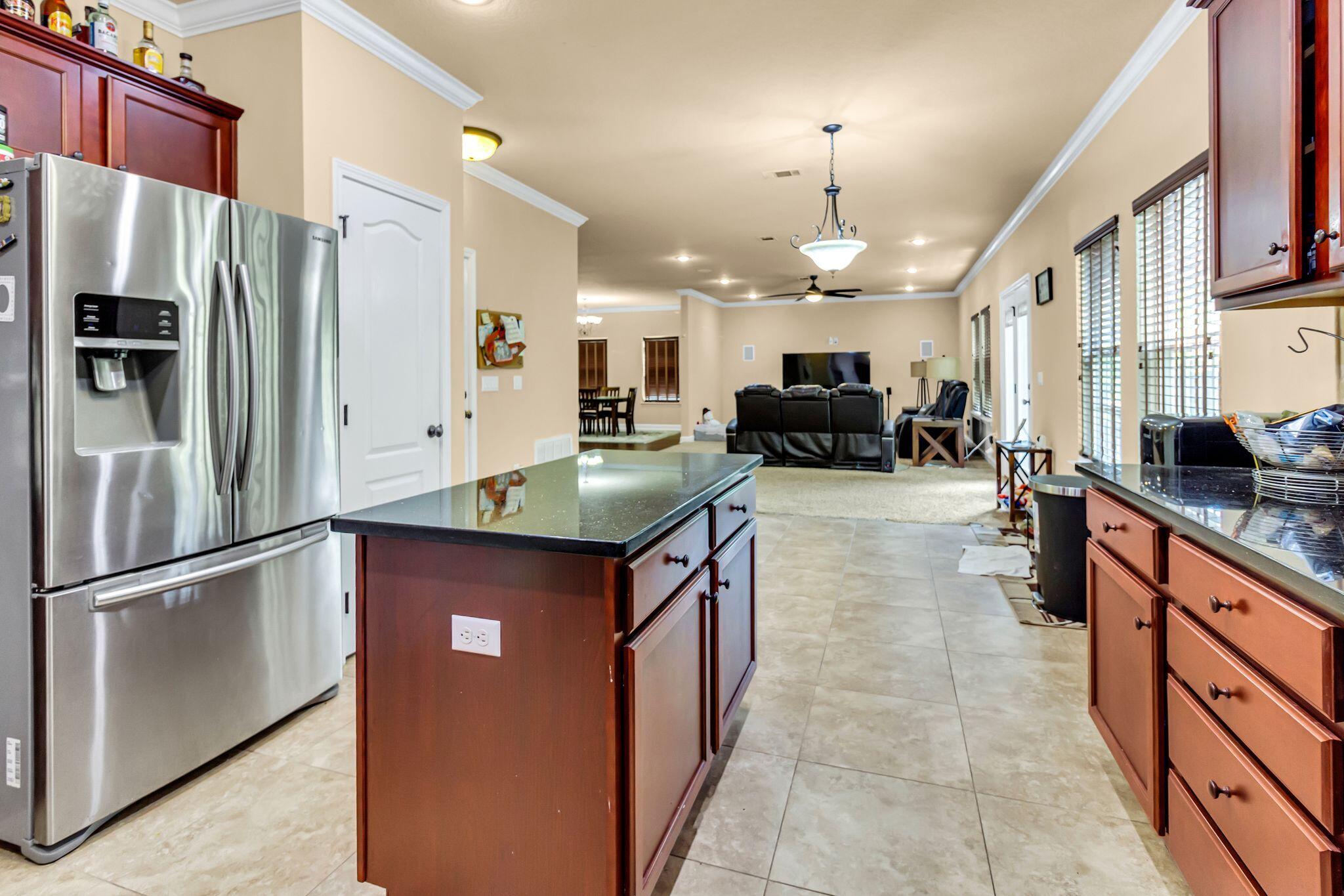 DUGGAN POND ESTATES - Residential Lease