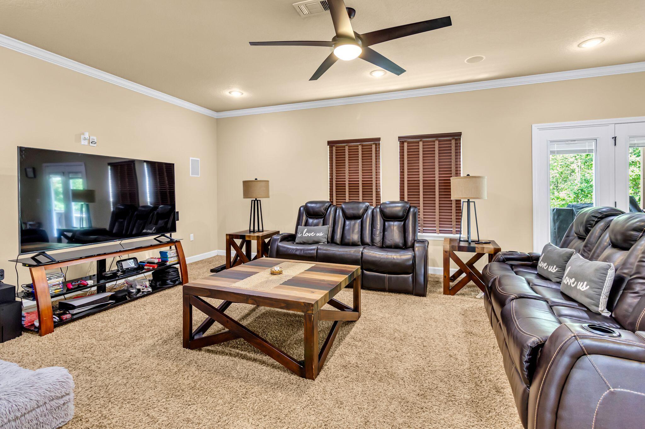 DUGGAN POND ESTATES - Residential Lease