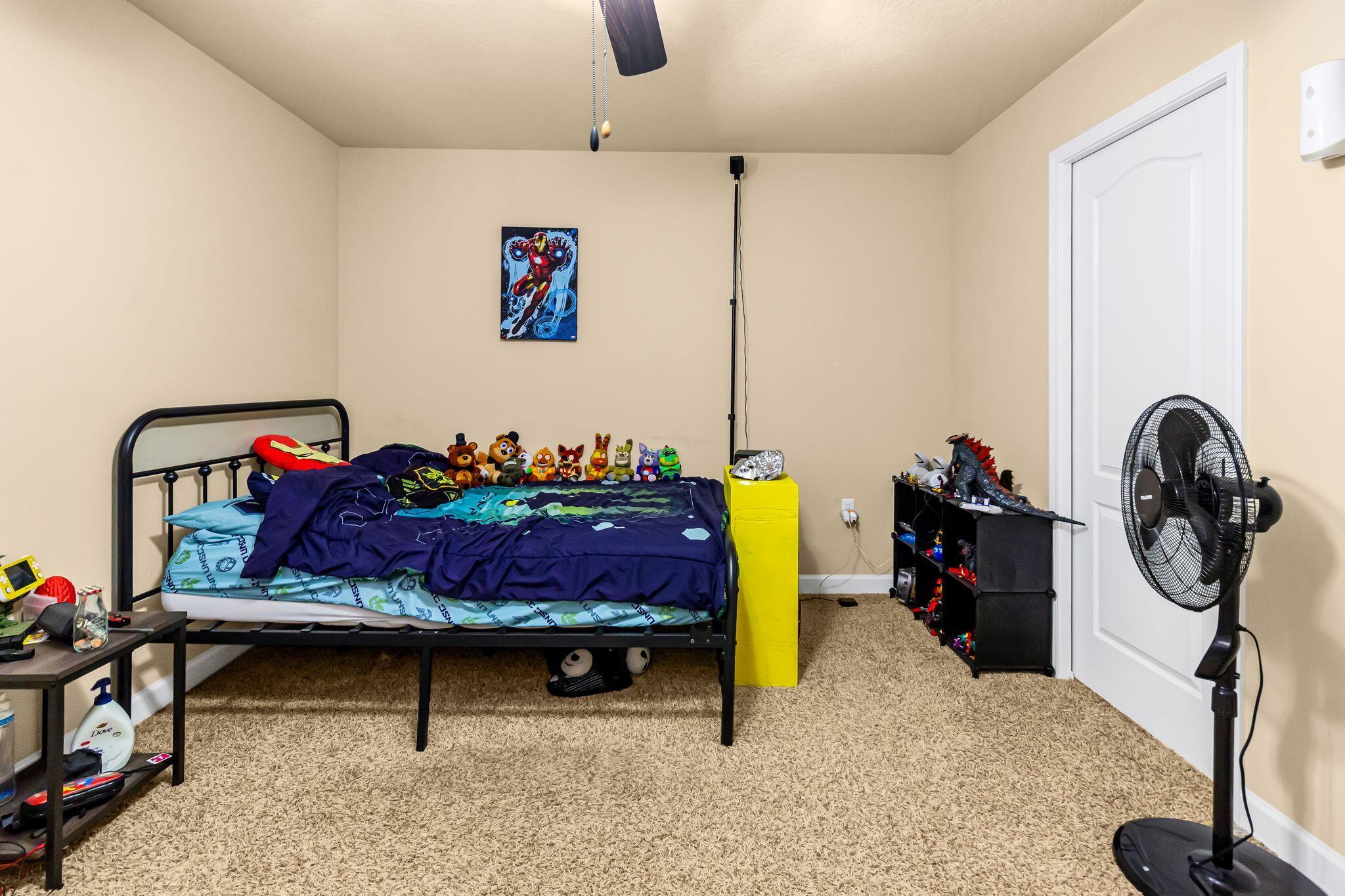 DUGGAN POND ESTATES - Residential Lease