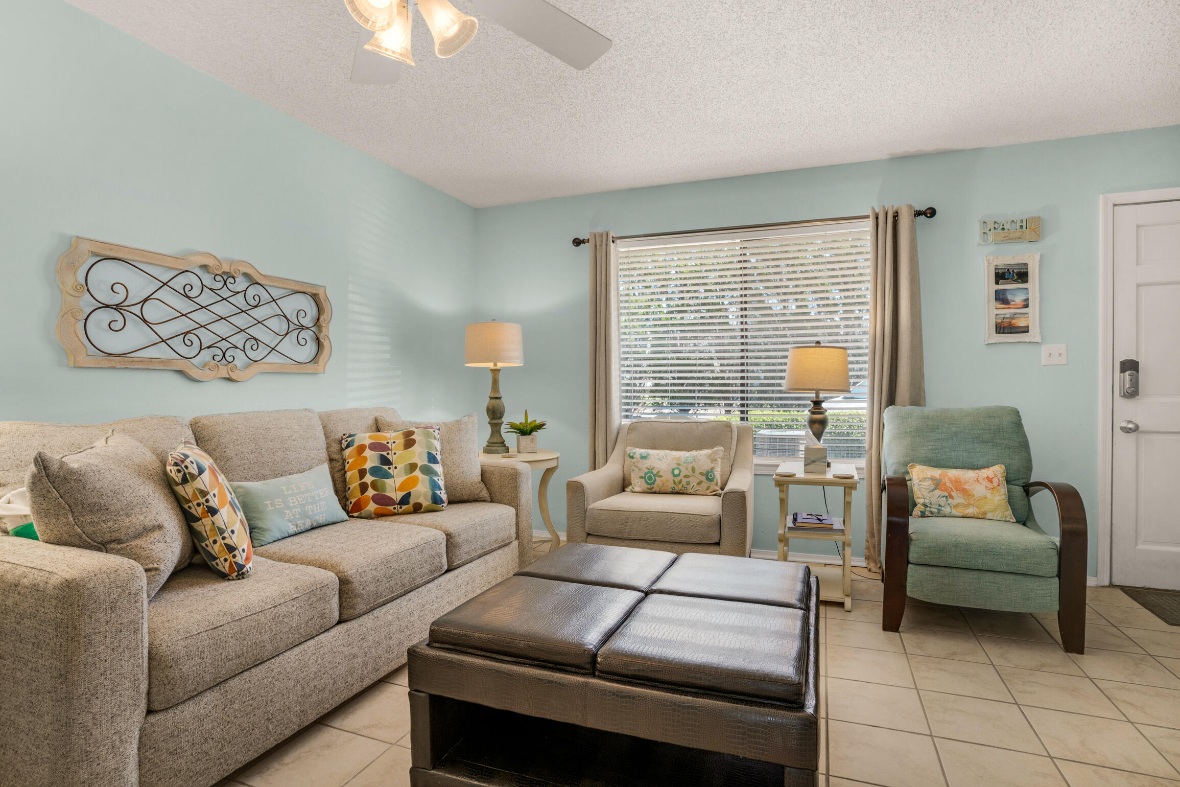 SANDPRINTS CONDO - Residential