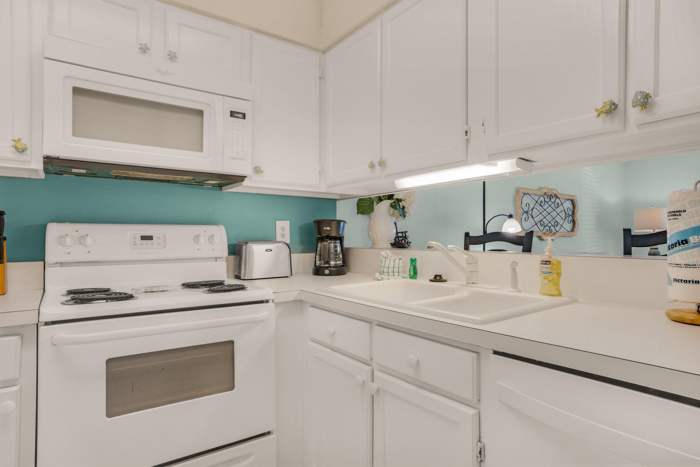 SANDPRINTS CONDO - Residential