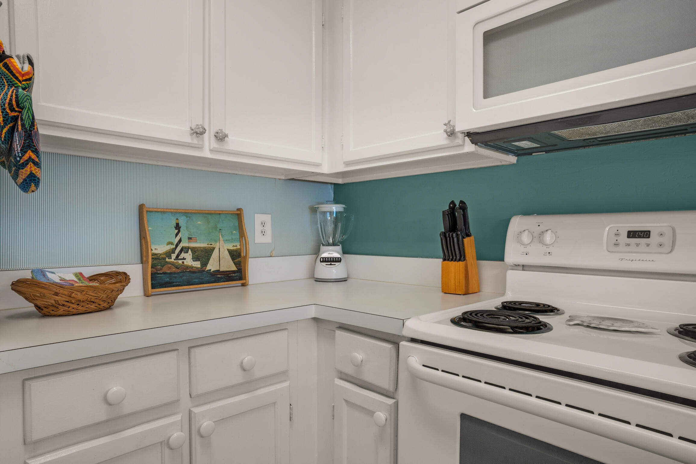 SANDPRINTS CONDO - Residential