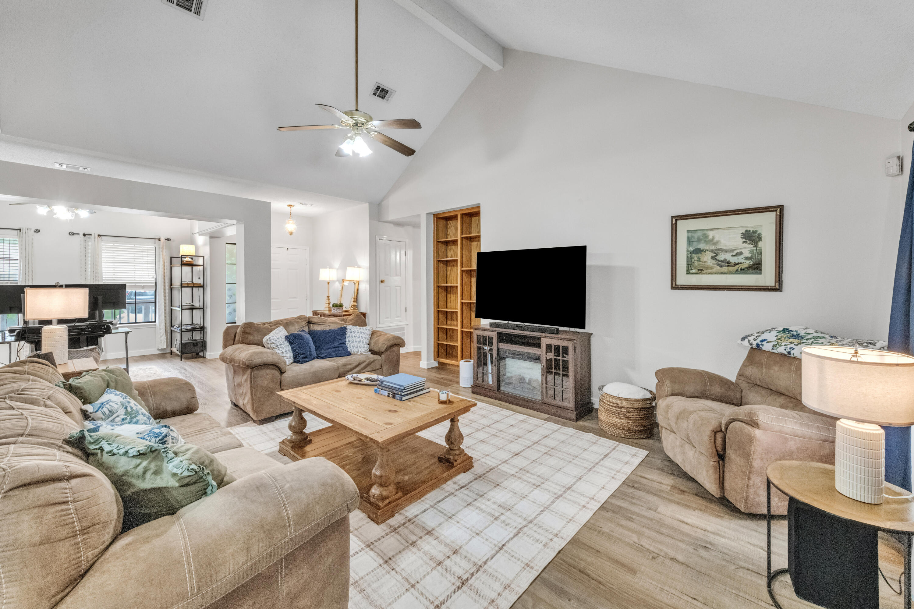 HOLLEY BY THE SEA - Residential