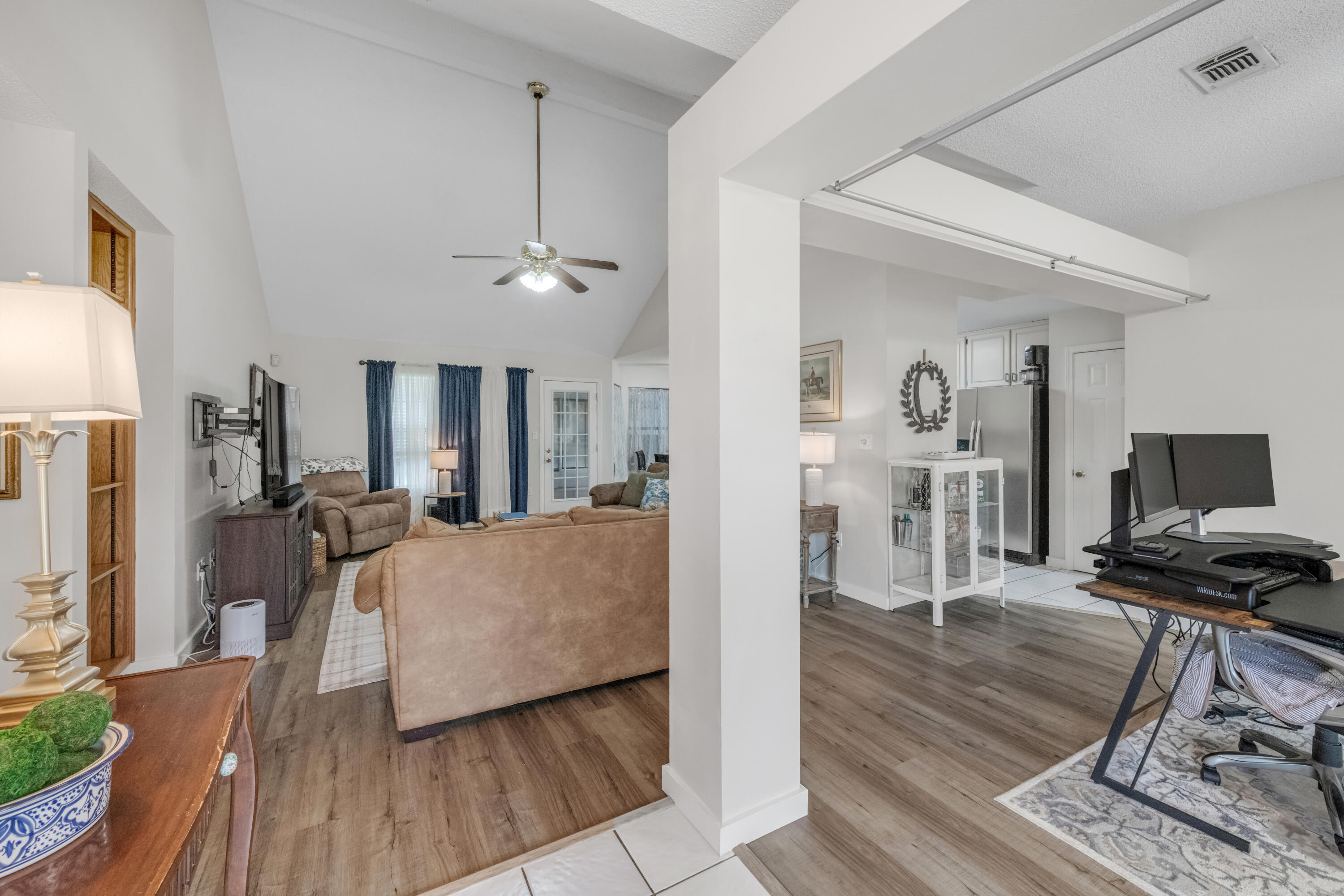 HOLLEY BY THE SEA - Residential