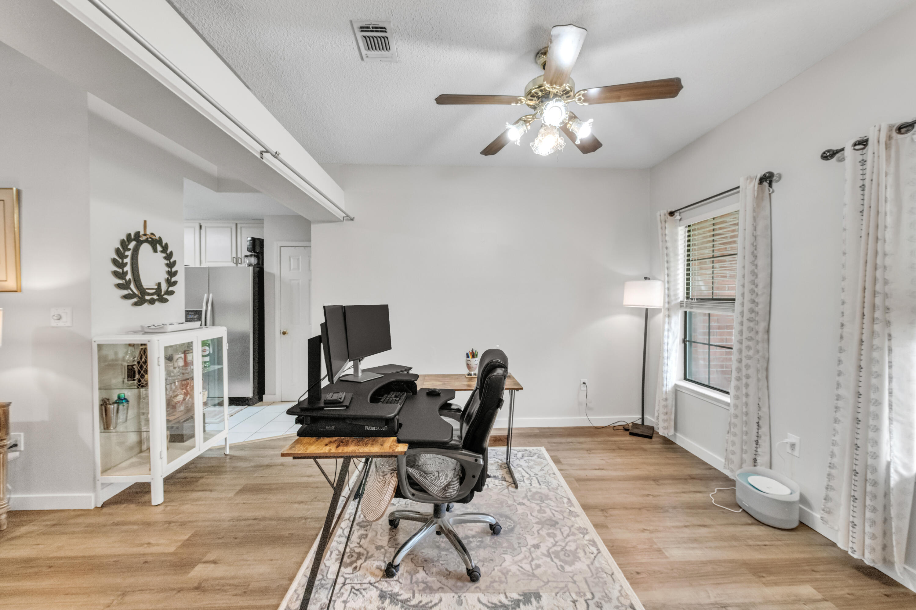 HOLLEY BY THE SEA - Residential